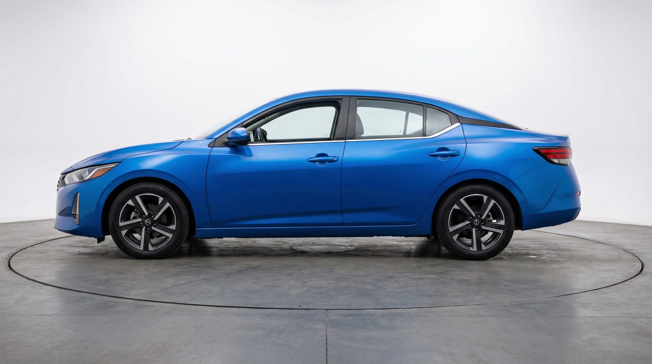 Thumbnail: 2025 Nissan Sentra - 4