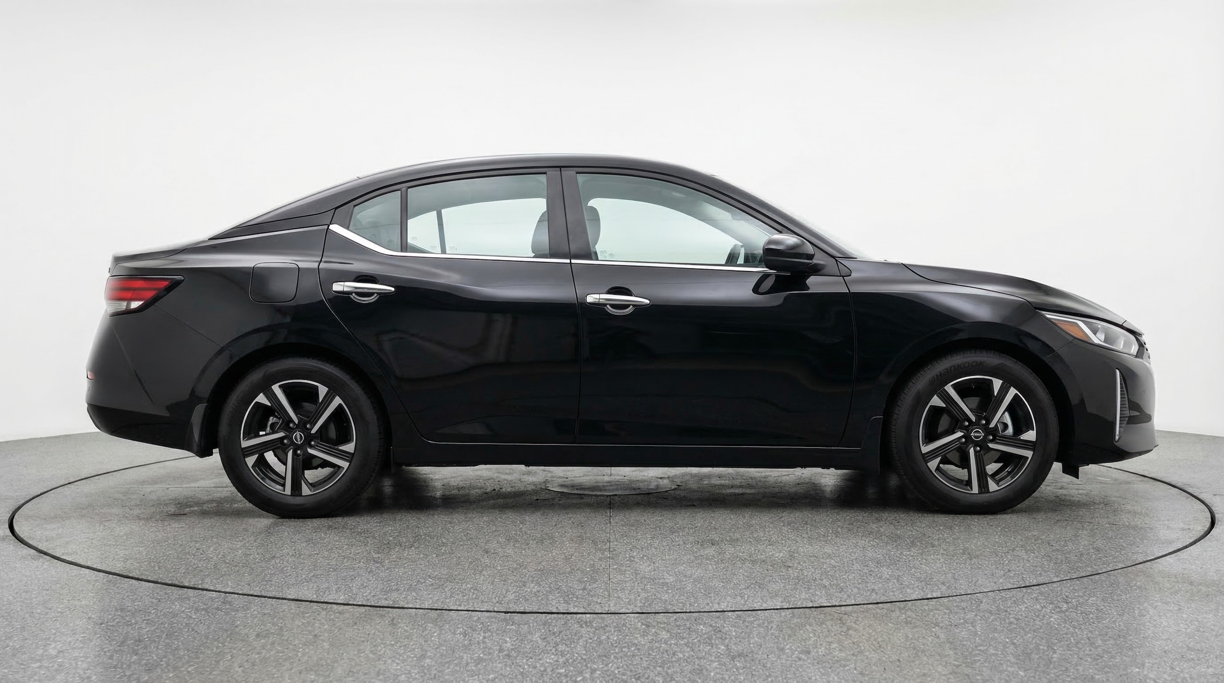 Thumbnail: 2025 Nissan Sentra - 8