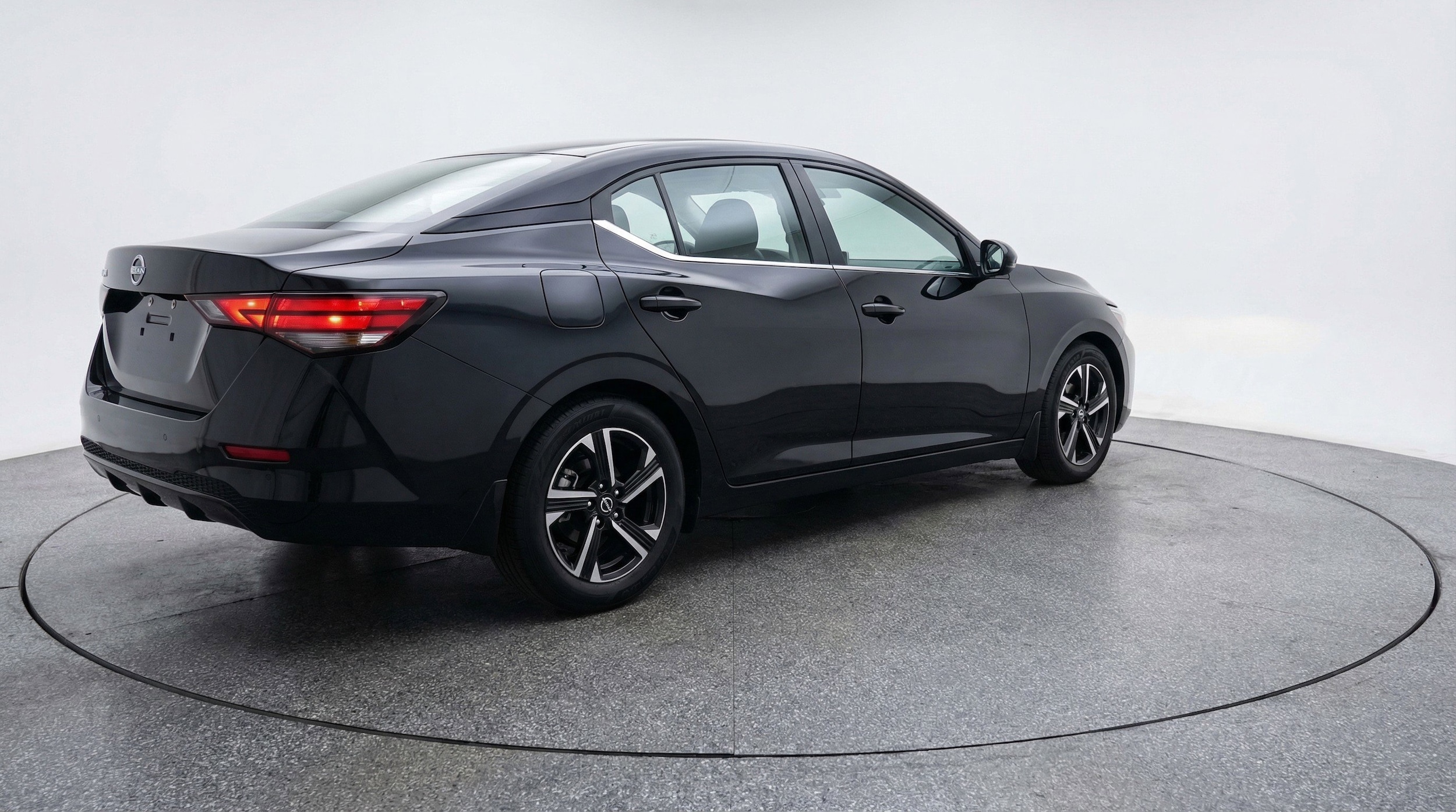 Thumbnail: 2025 Nissan Sentra - 9