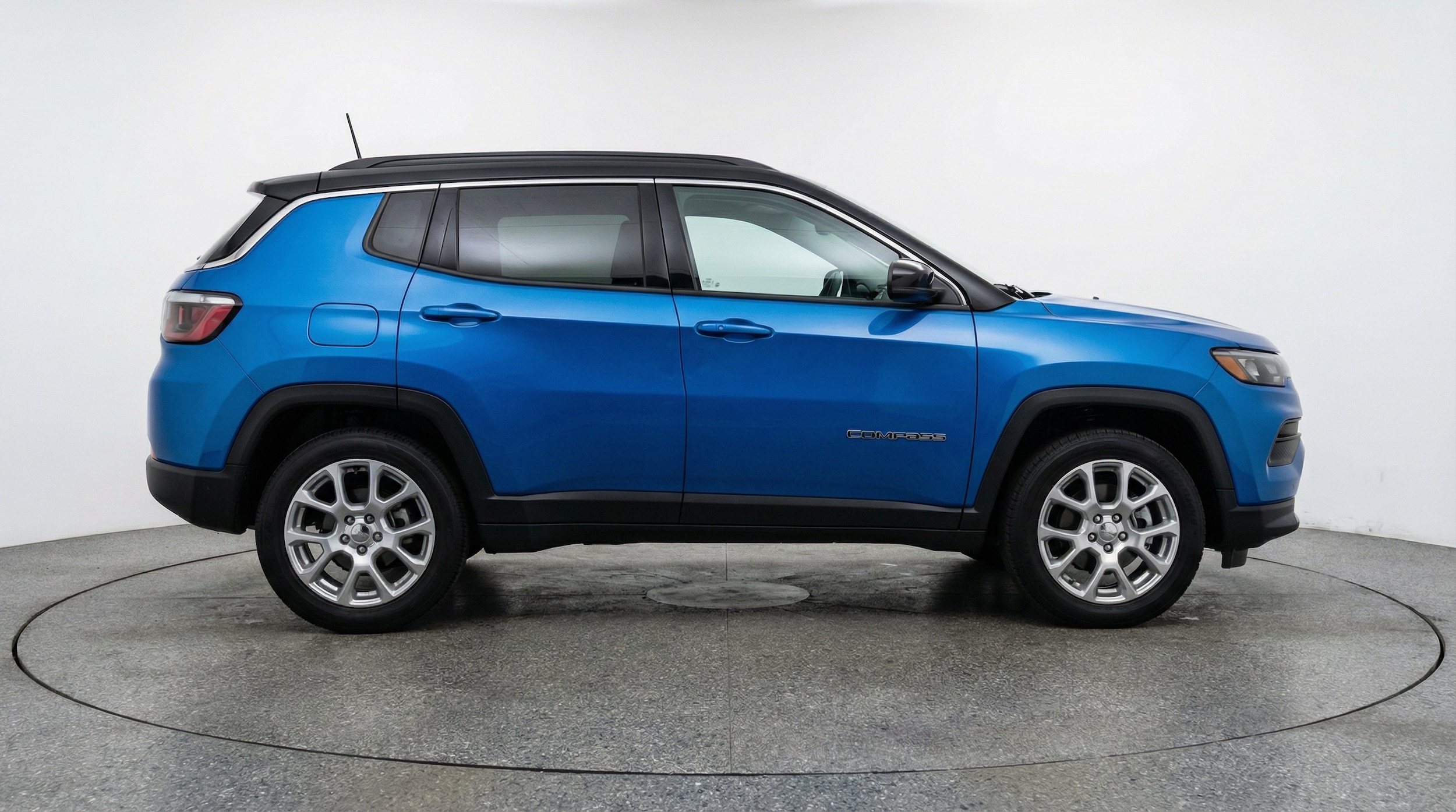Thumbnail: 2025 Jeep Compass - 8