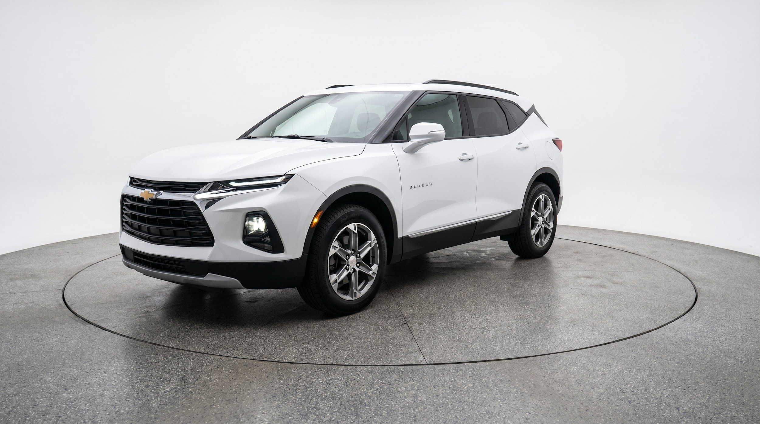 Thumbnail: 2026 Chevrolet Blazer - 3