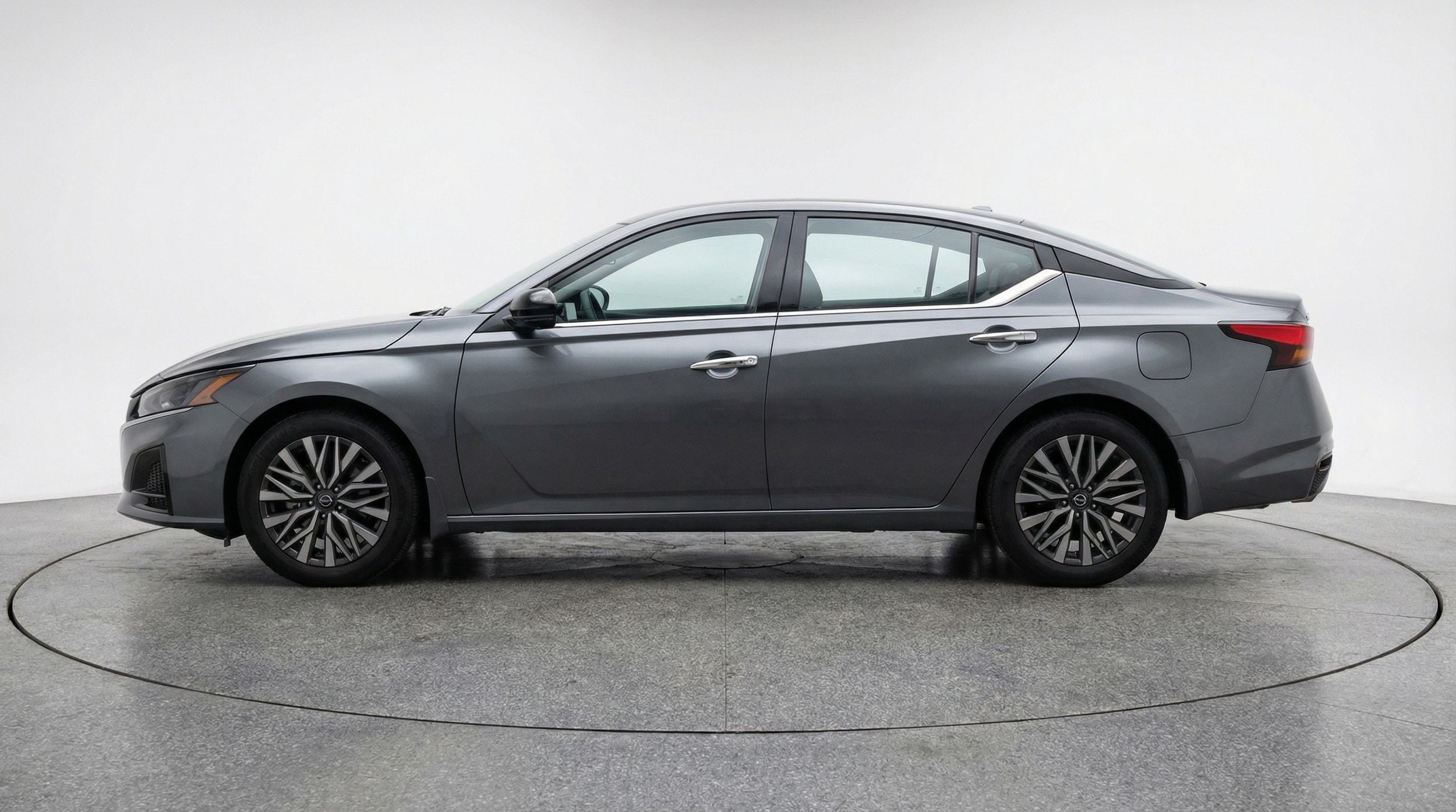 Thumbnail: 2025 Nissan Altima - 4