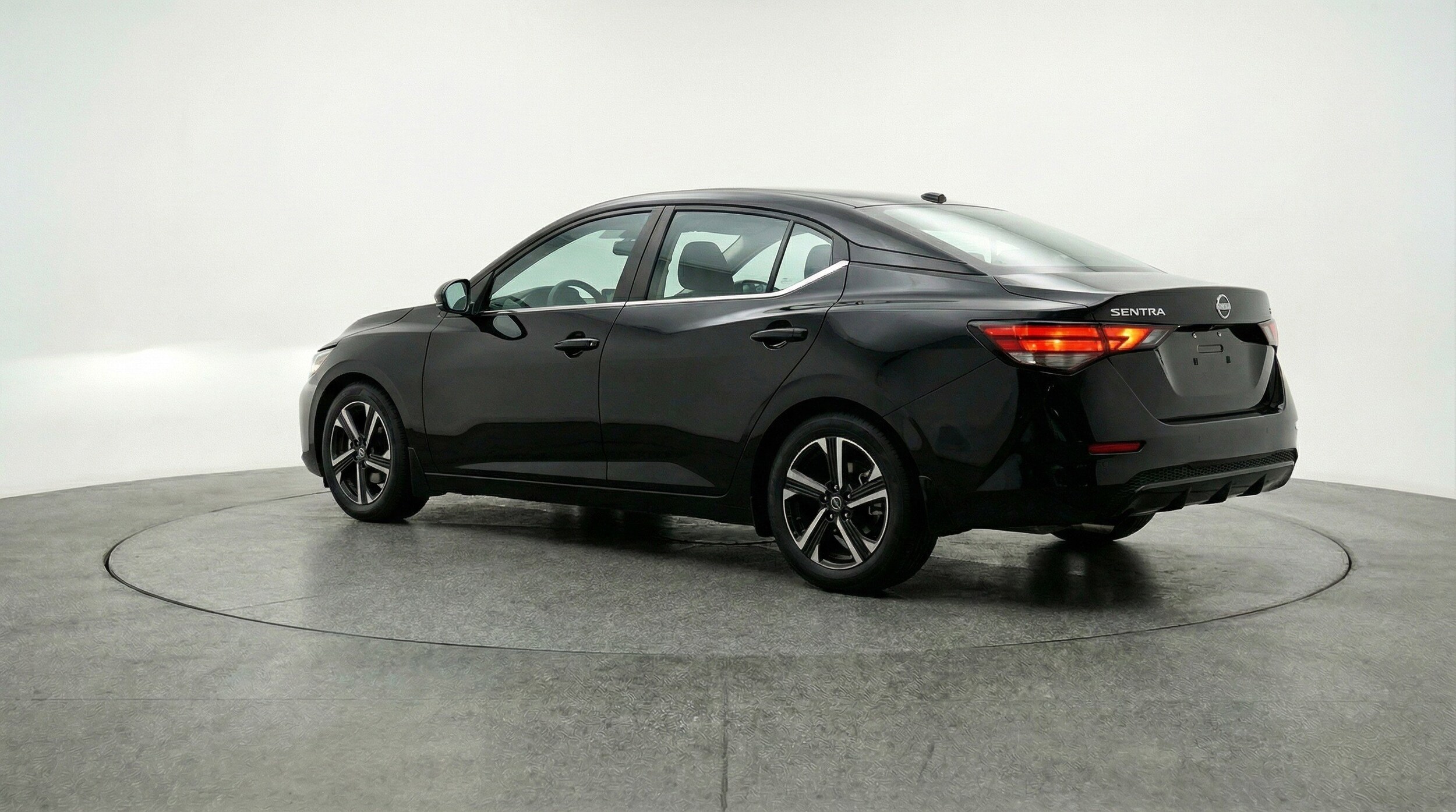 Thumbnail: 2025 Nissan Sentra - 6