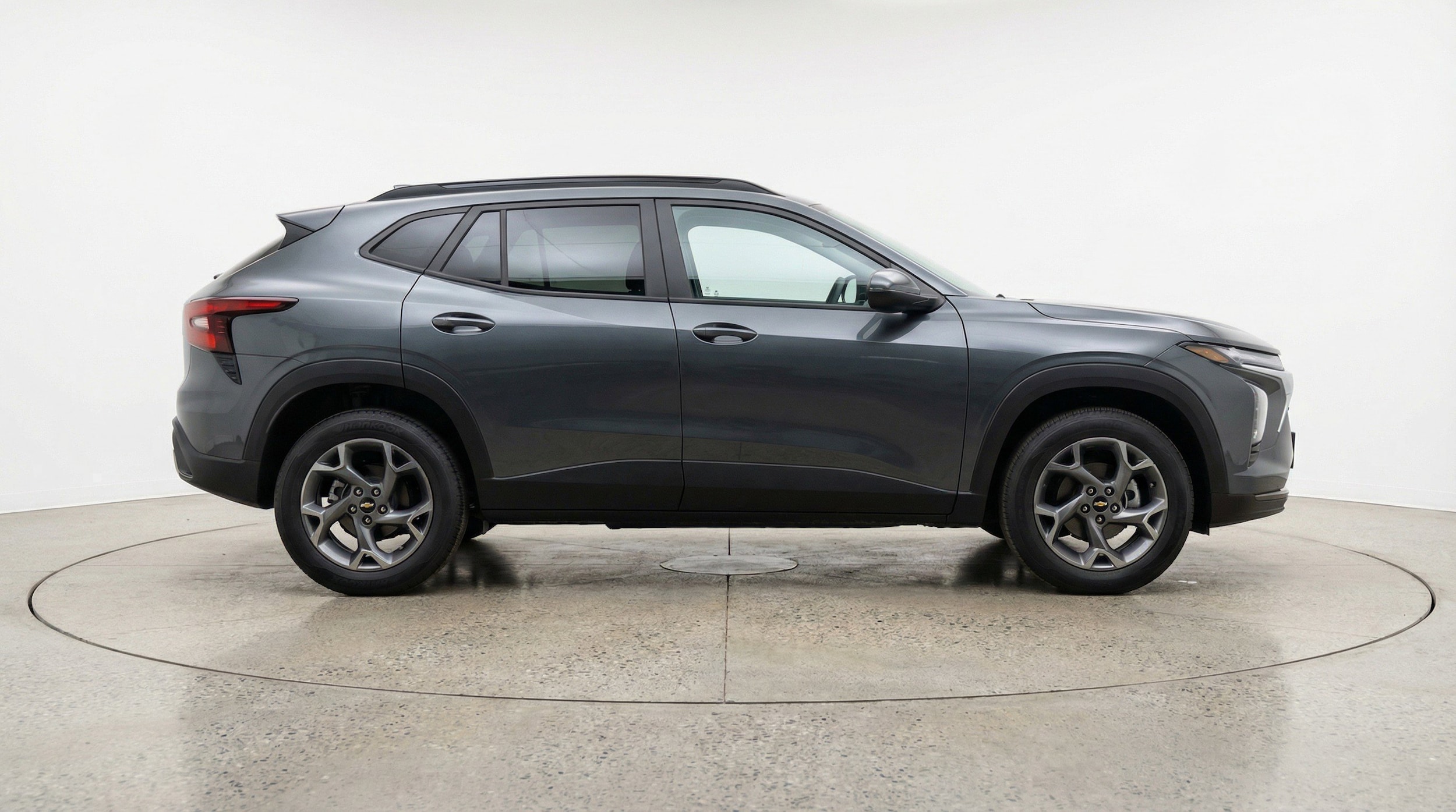 Thumbnail: 2025 Chevrolet Trax - 11