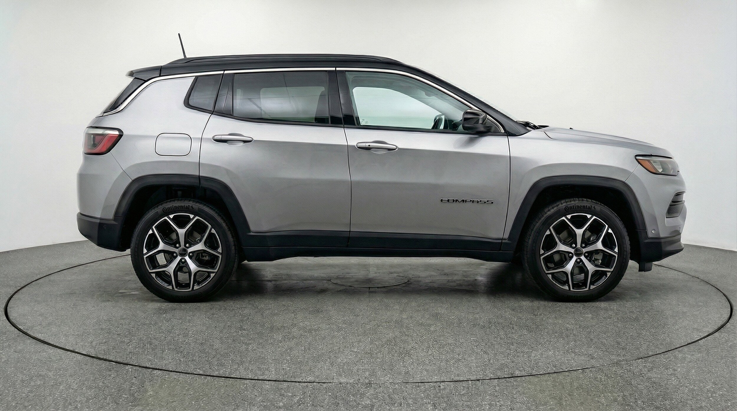 Thumbnail: 2025 Jeep Compass - 11