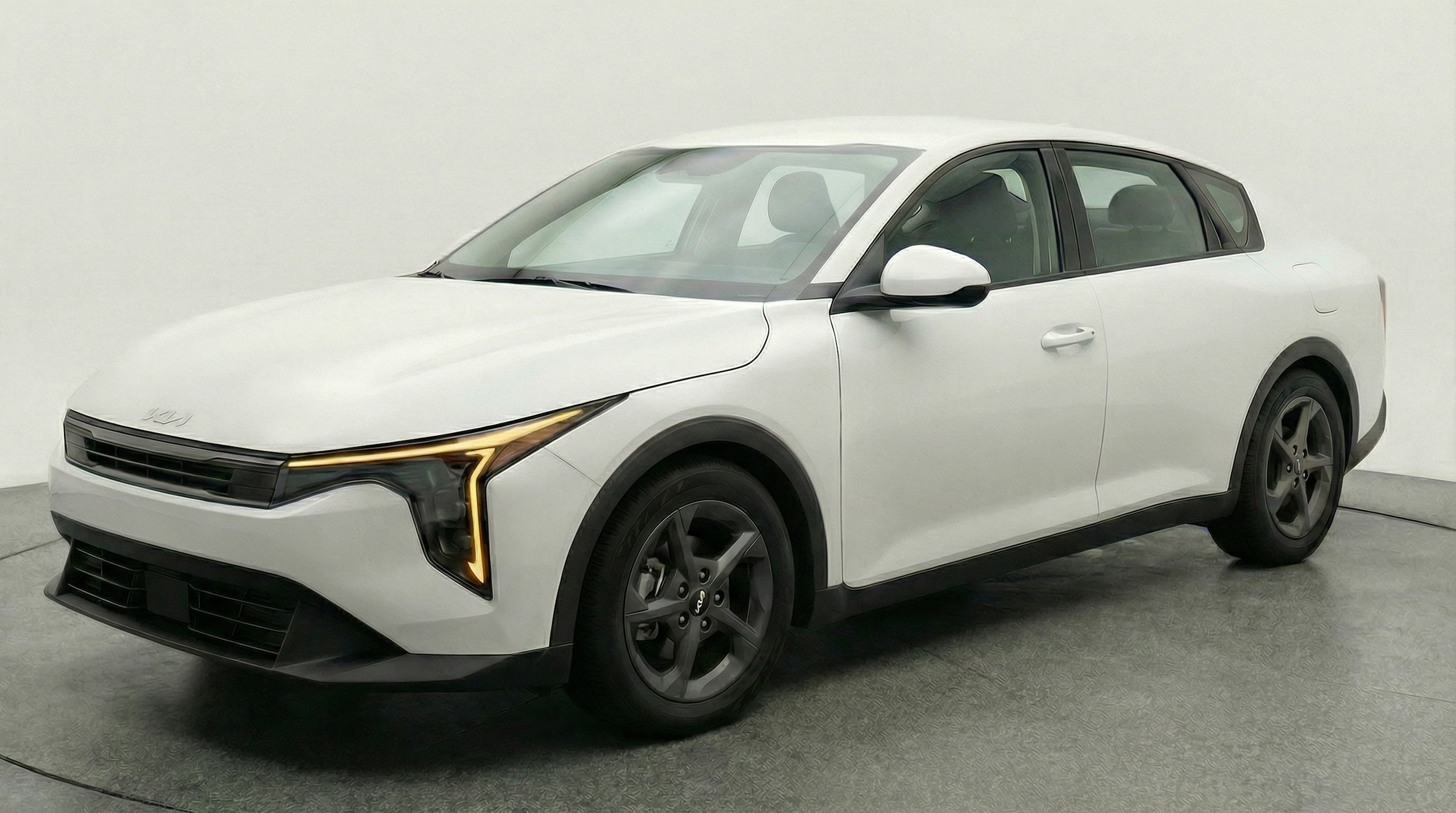 Thumbnail: 2025 Kia K4 - 3