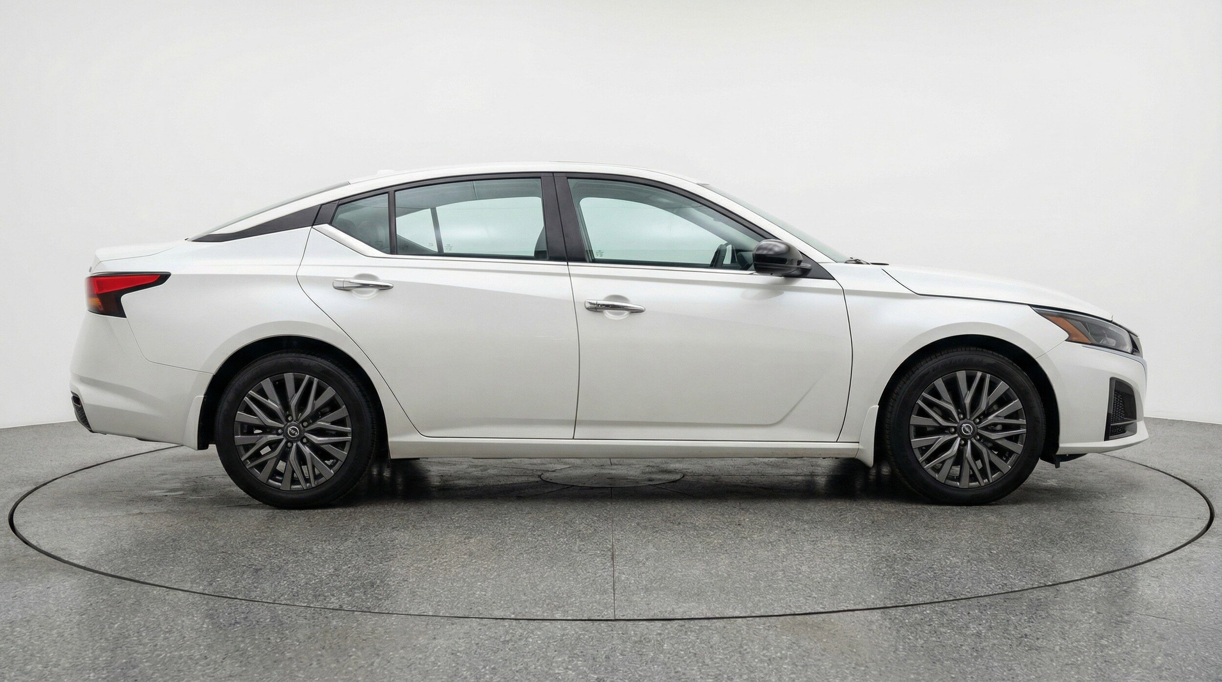 Thumbnail: 2025 Nissan Altima - 11