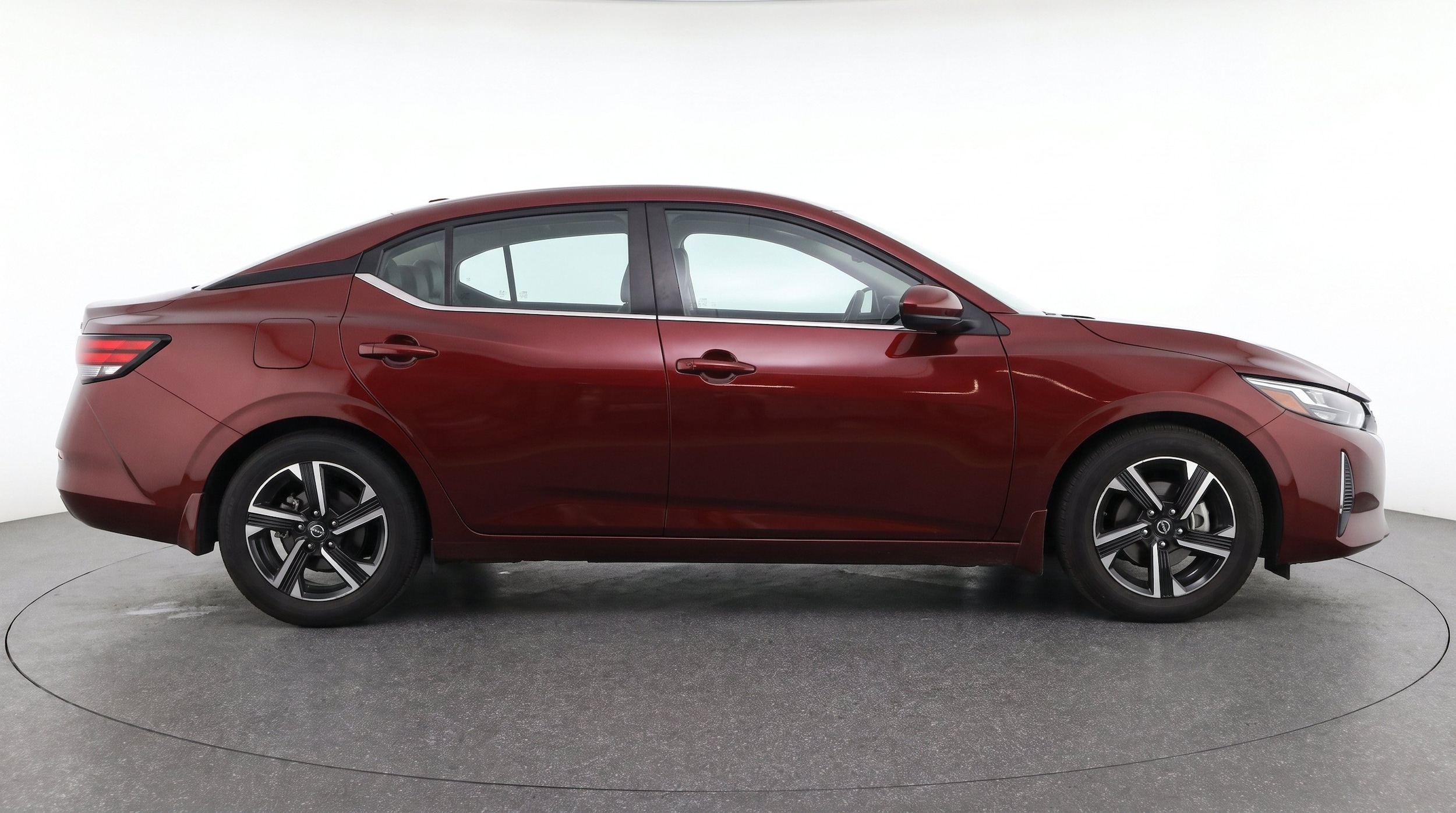 Thumbnail: 2025 Nissan Sentra - 11