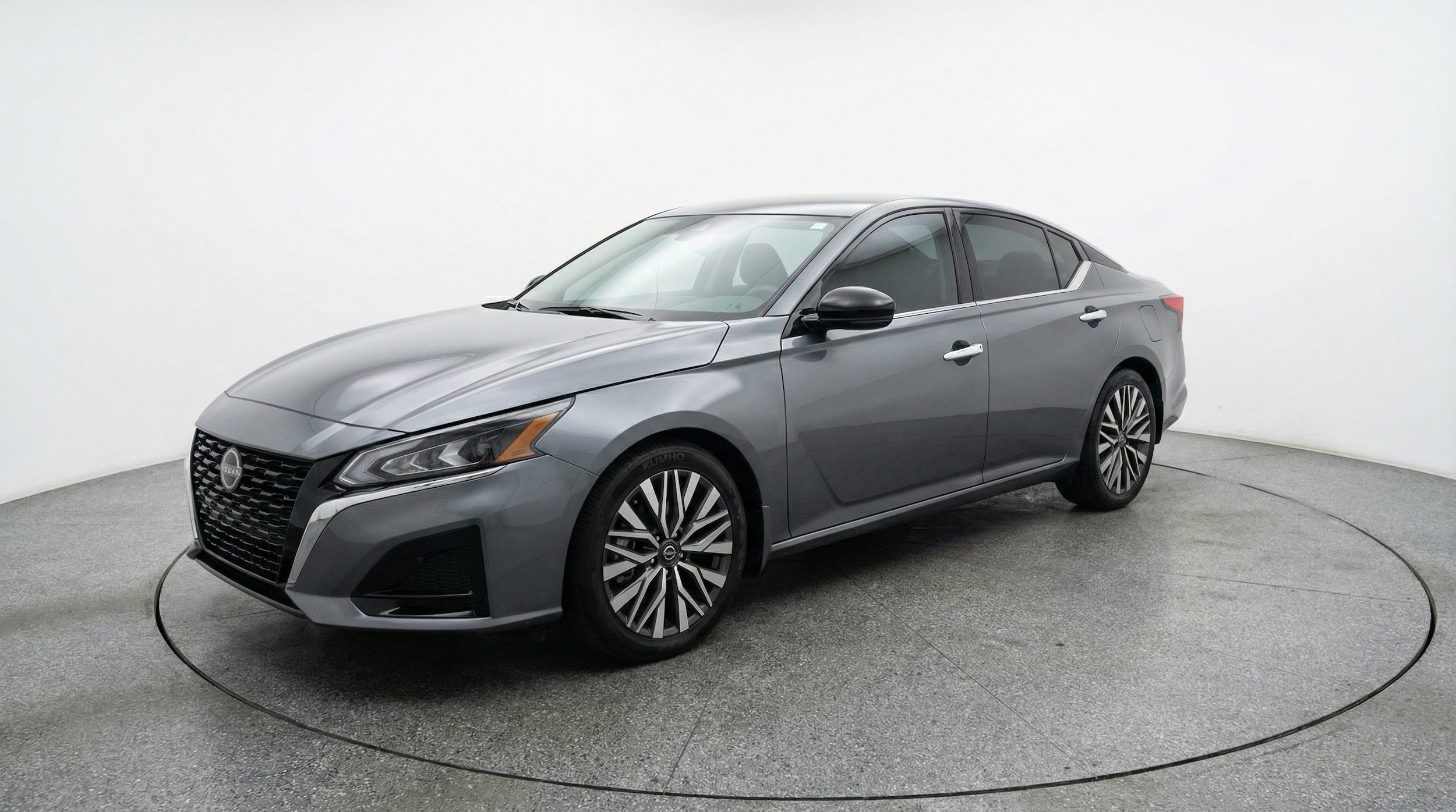 Thumbnail: 2025 Nissan Altima - 3