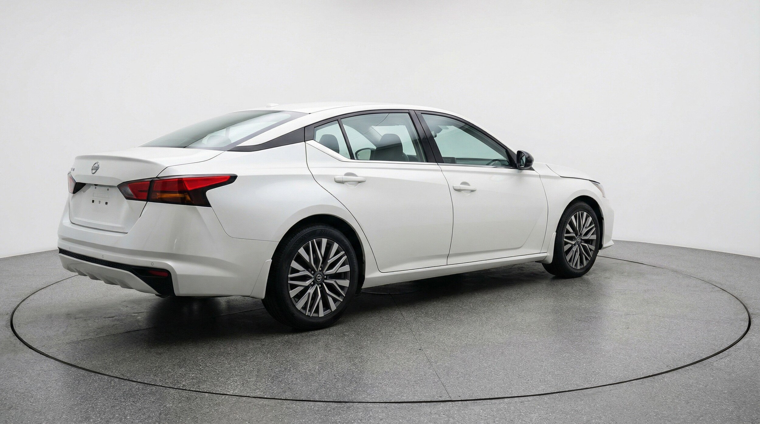 Thumbnail: 2025 Nissan Altima - 9