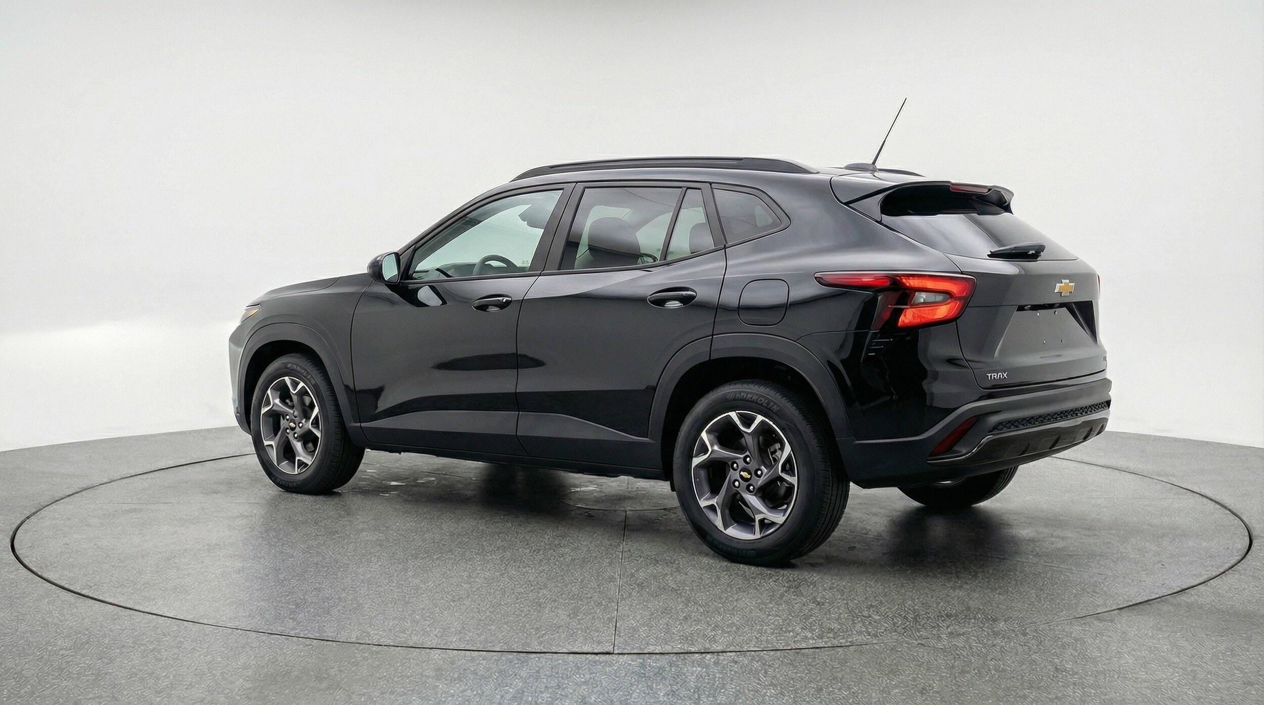 Thumbnail: 2025 Chevrolet Trax - 6