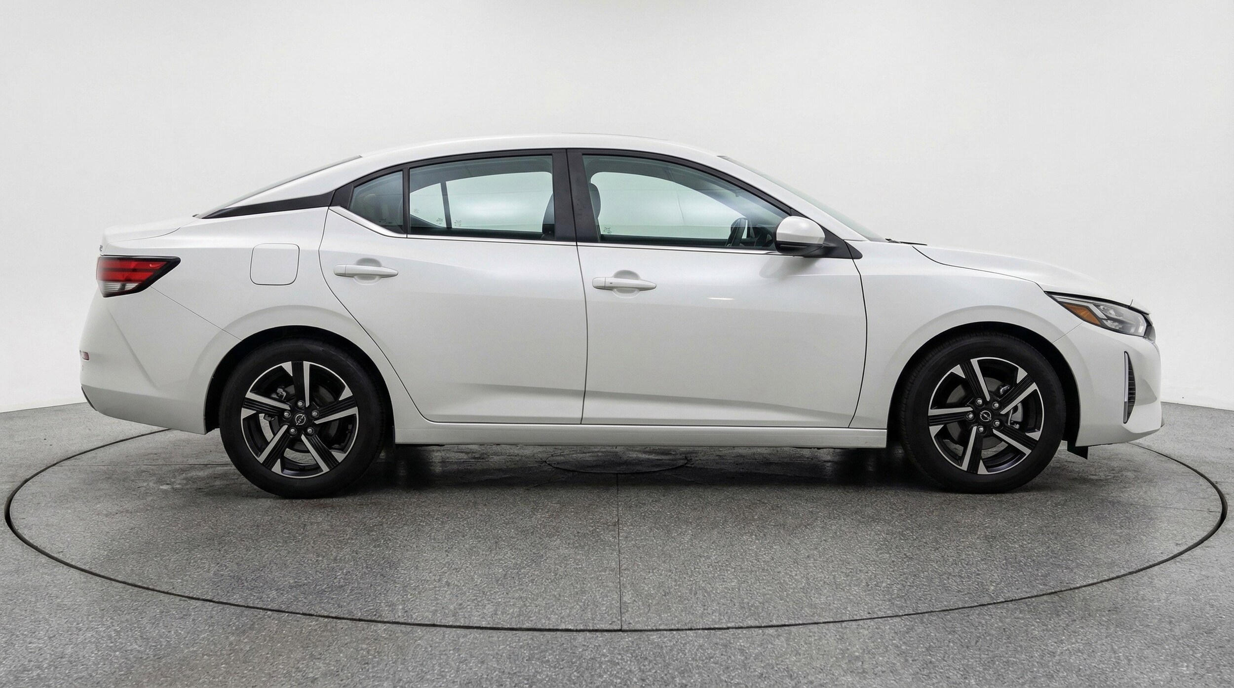 Thumbnail: 2025 Nissan Sentra - 11