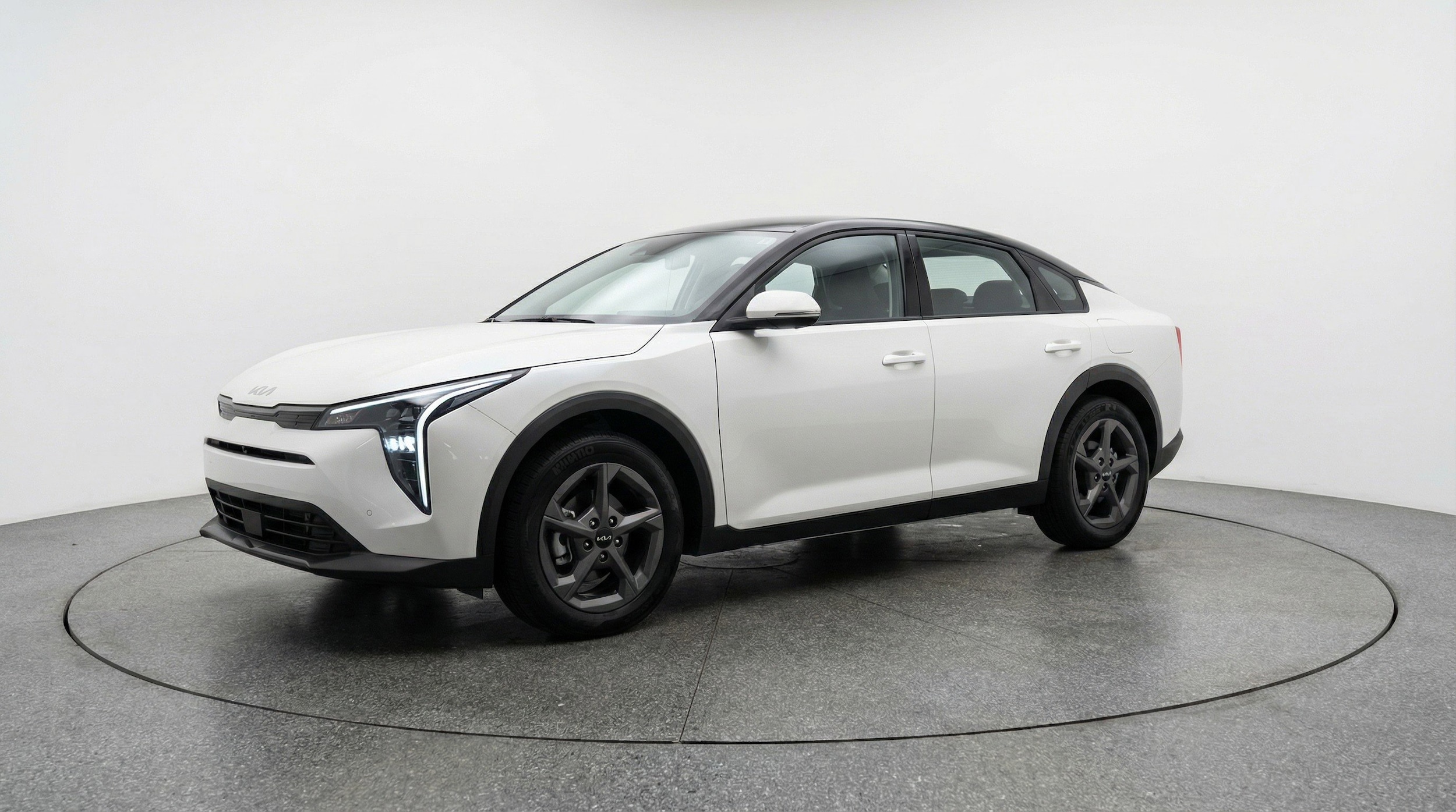 Thumbnail: 2025 Kia K4 - 3