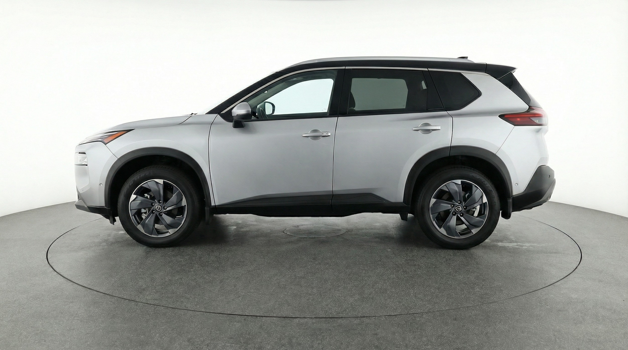 Thumbnail: 2025 Nissan Rogue - 4