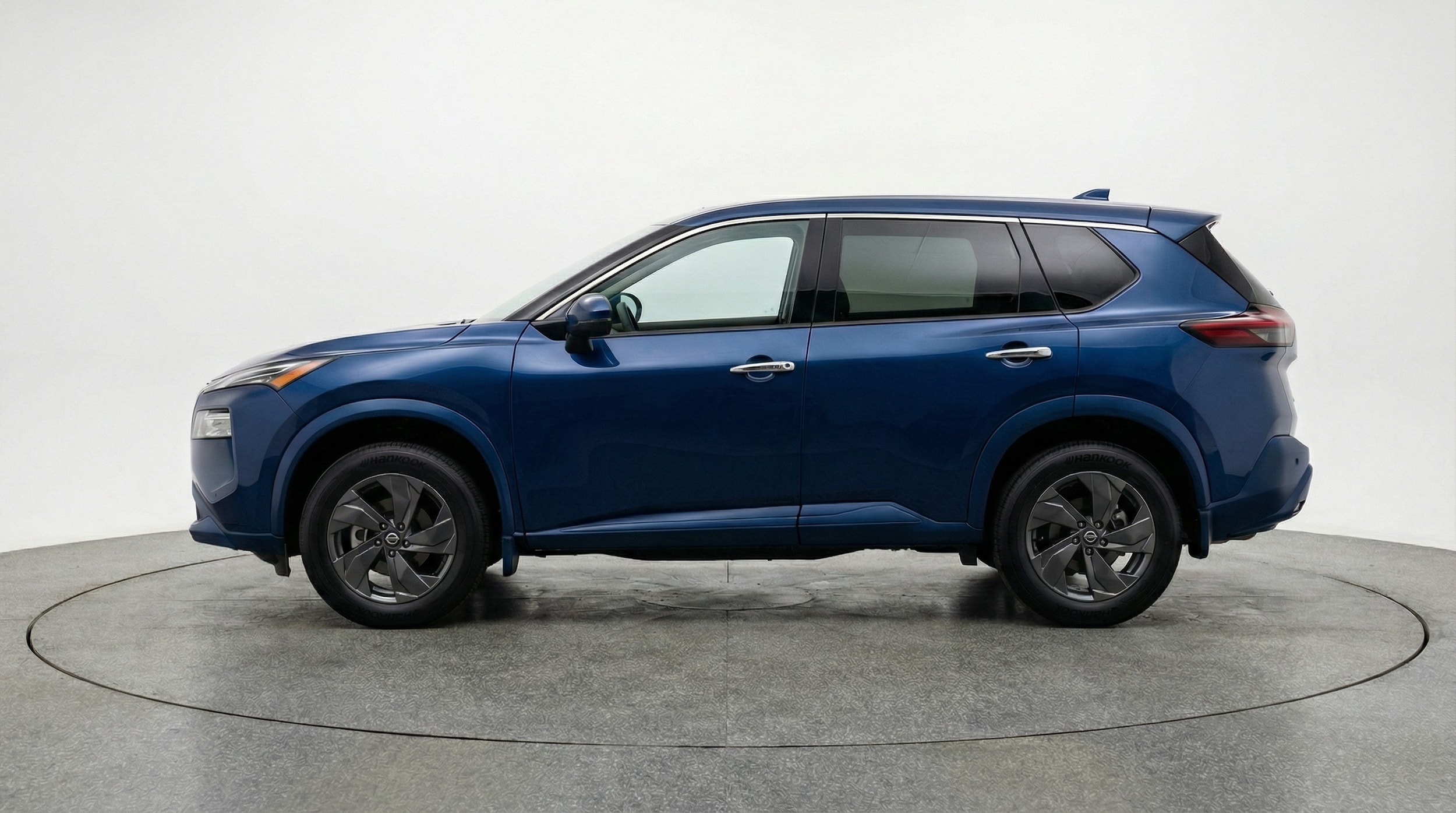 Thumbnail: 2025 Nissan Rogue - 4