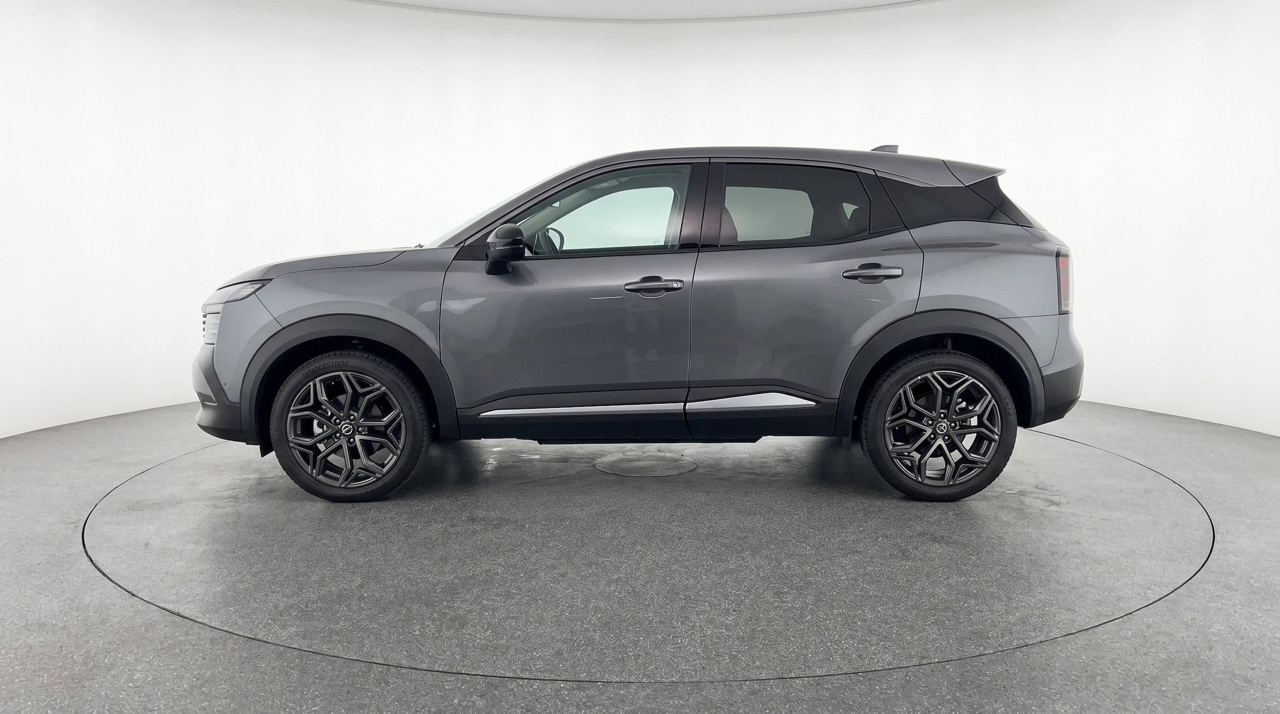 Thumbnail: 2026 Nissan Kicks - 5