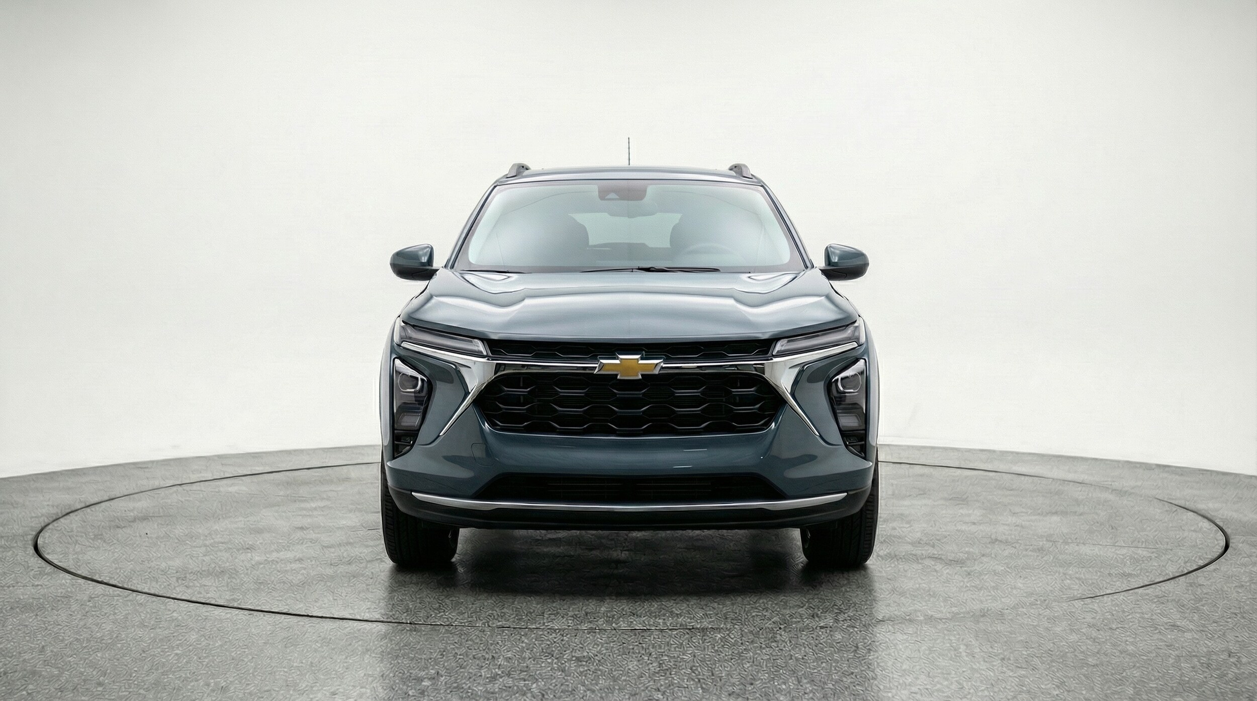 Thumbnail: 2025 Chevrolet Trax - 2