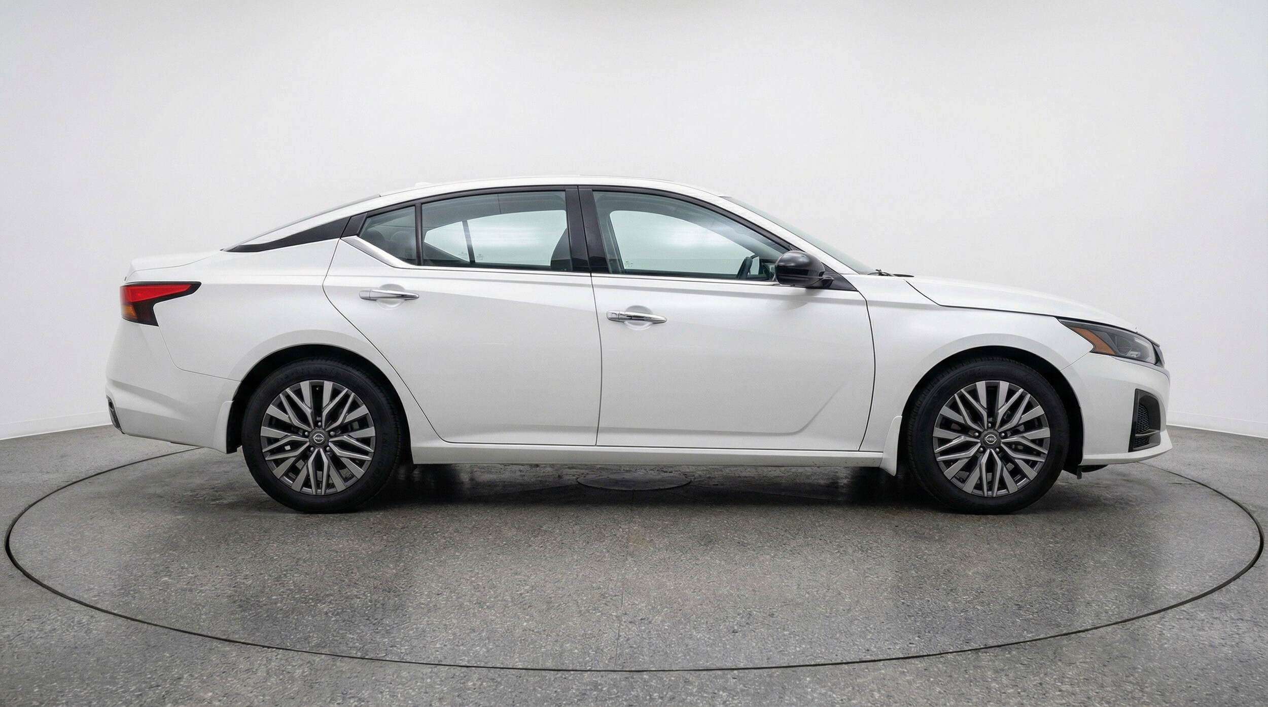 Thumbnail: 2025 Nissan Altima - 11