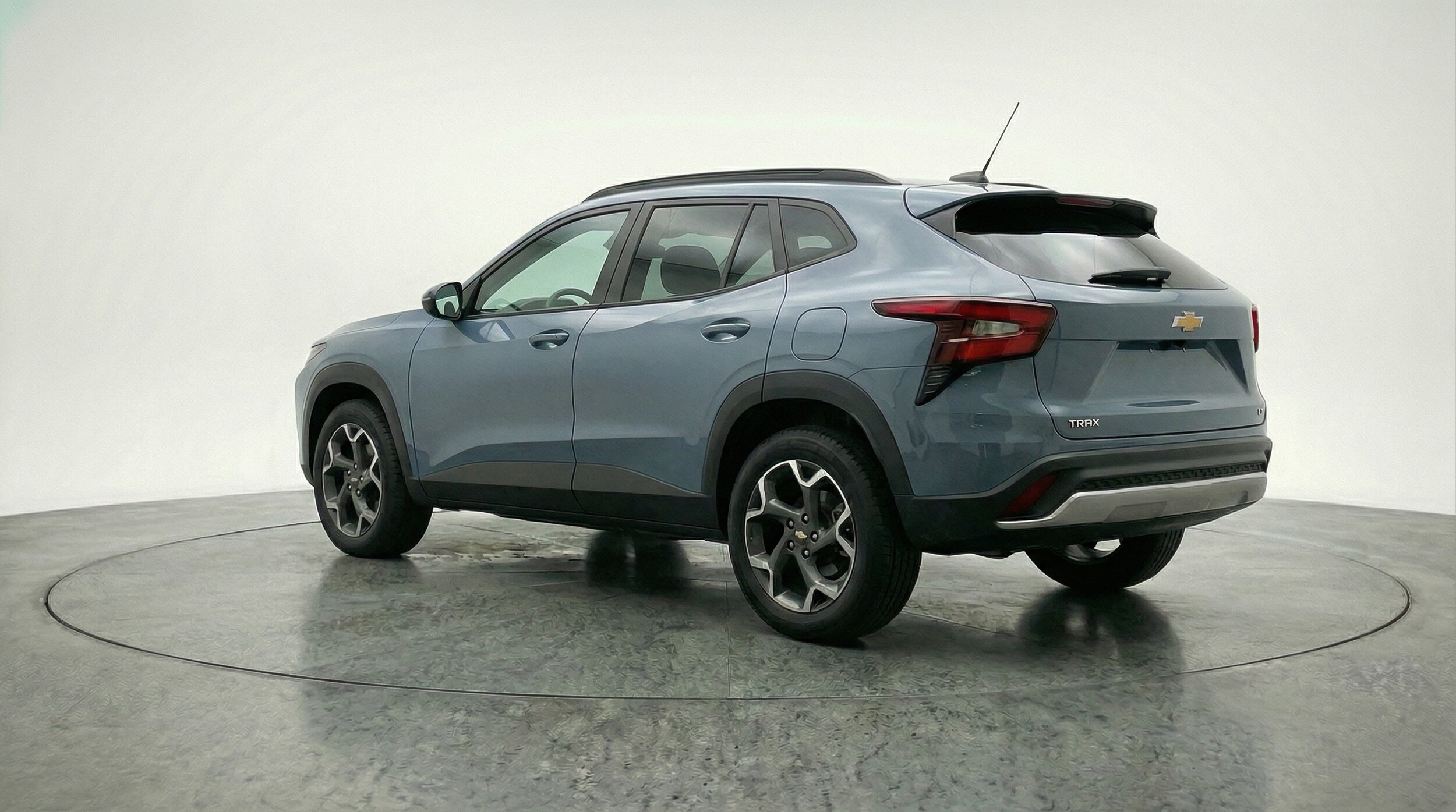 Thumbnail: 2025 Chevrolet Trax - 5