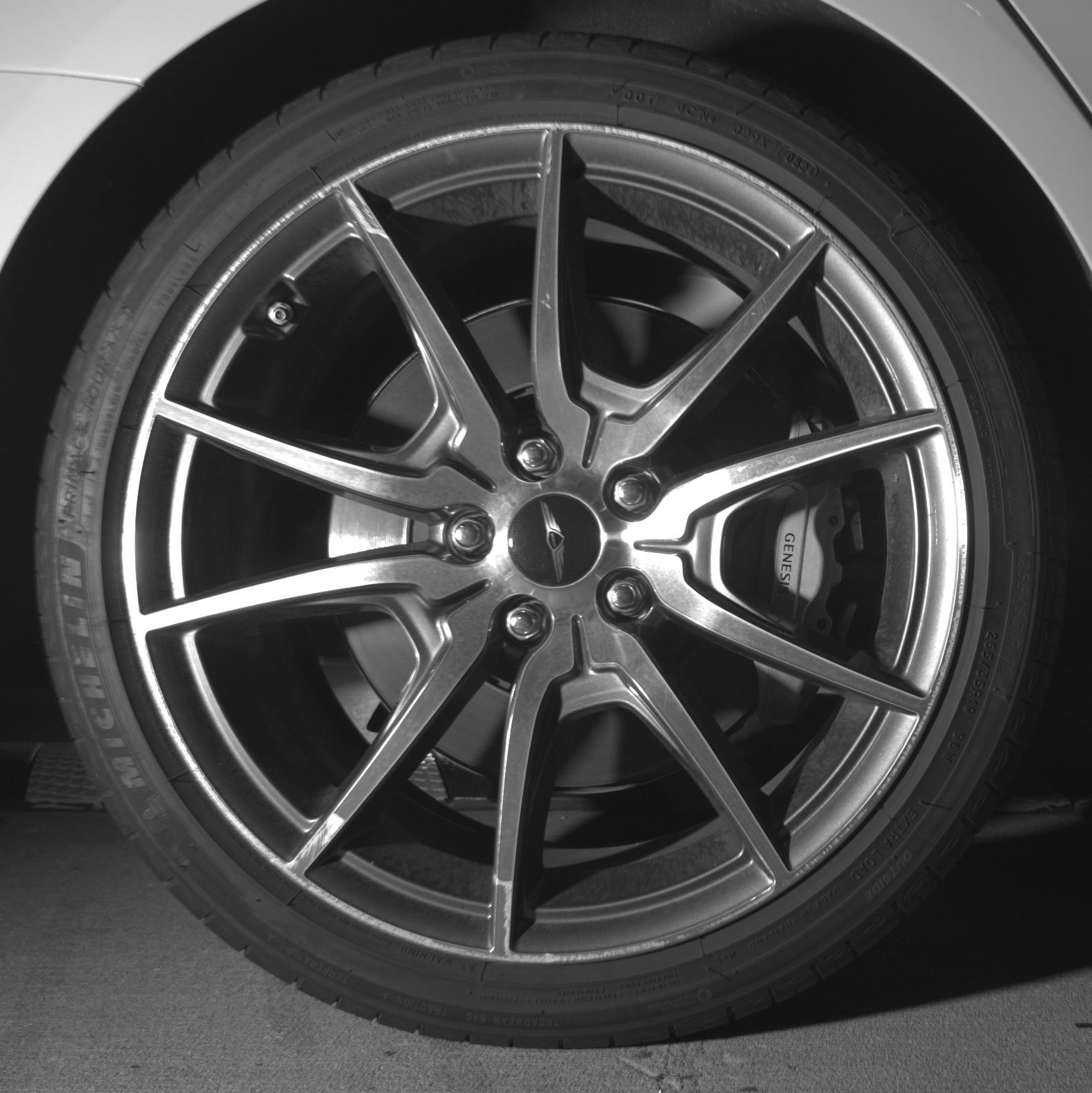 Thumbnail: 2025 Genesis G70 - 12