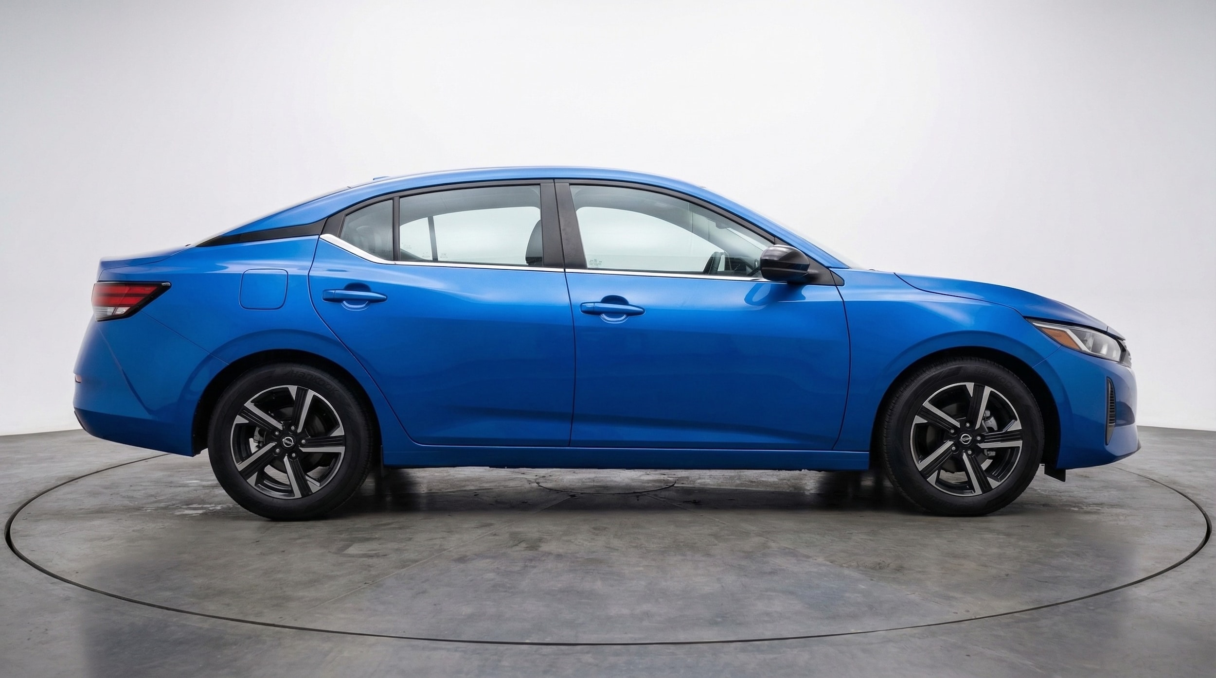 Thumbnail: 2025 Nissan Sentra - 8