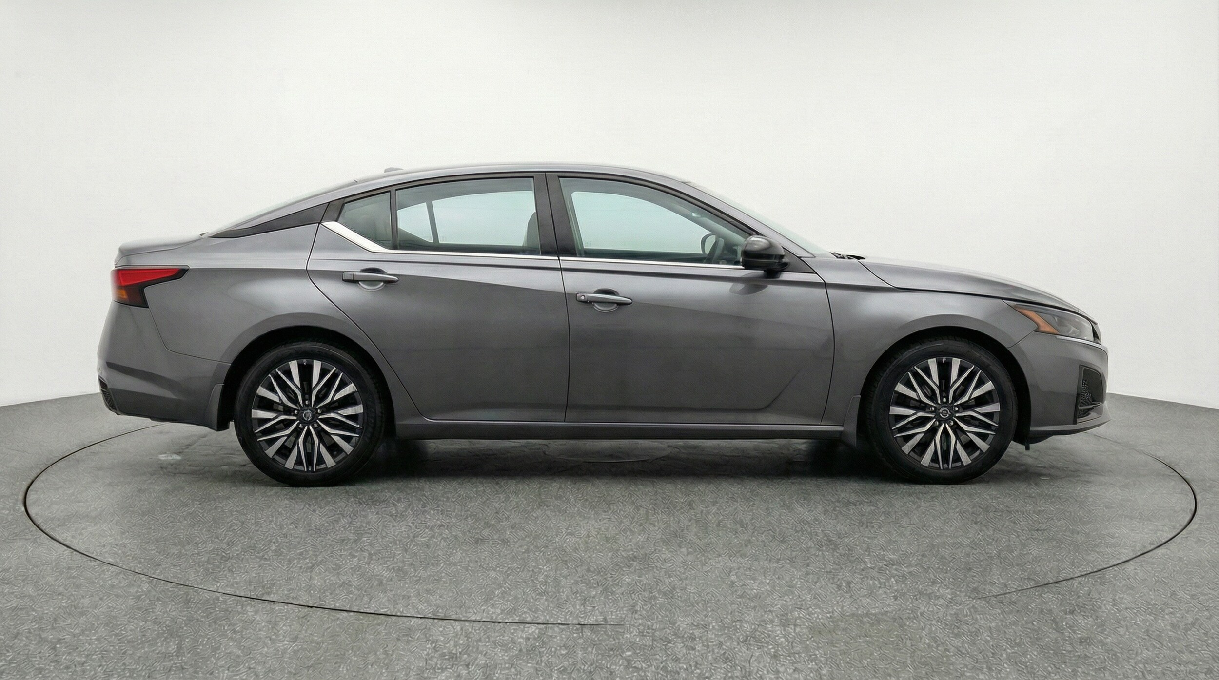 Thumbnail: 2025 Nissan Altima - 8