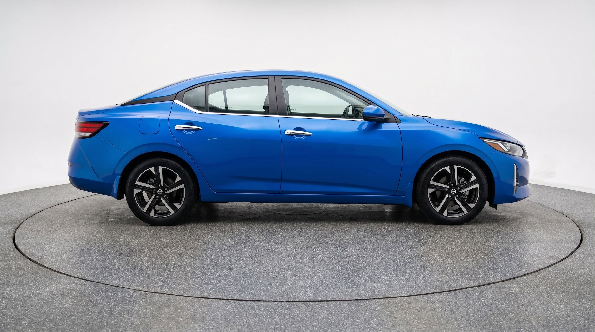 Thumbnail: 2025 Nissan Sentra - 11