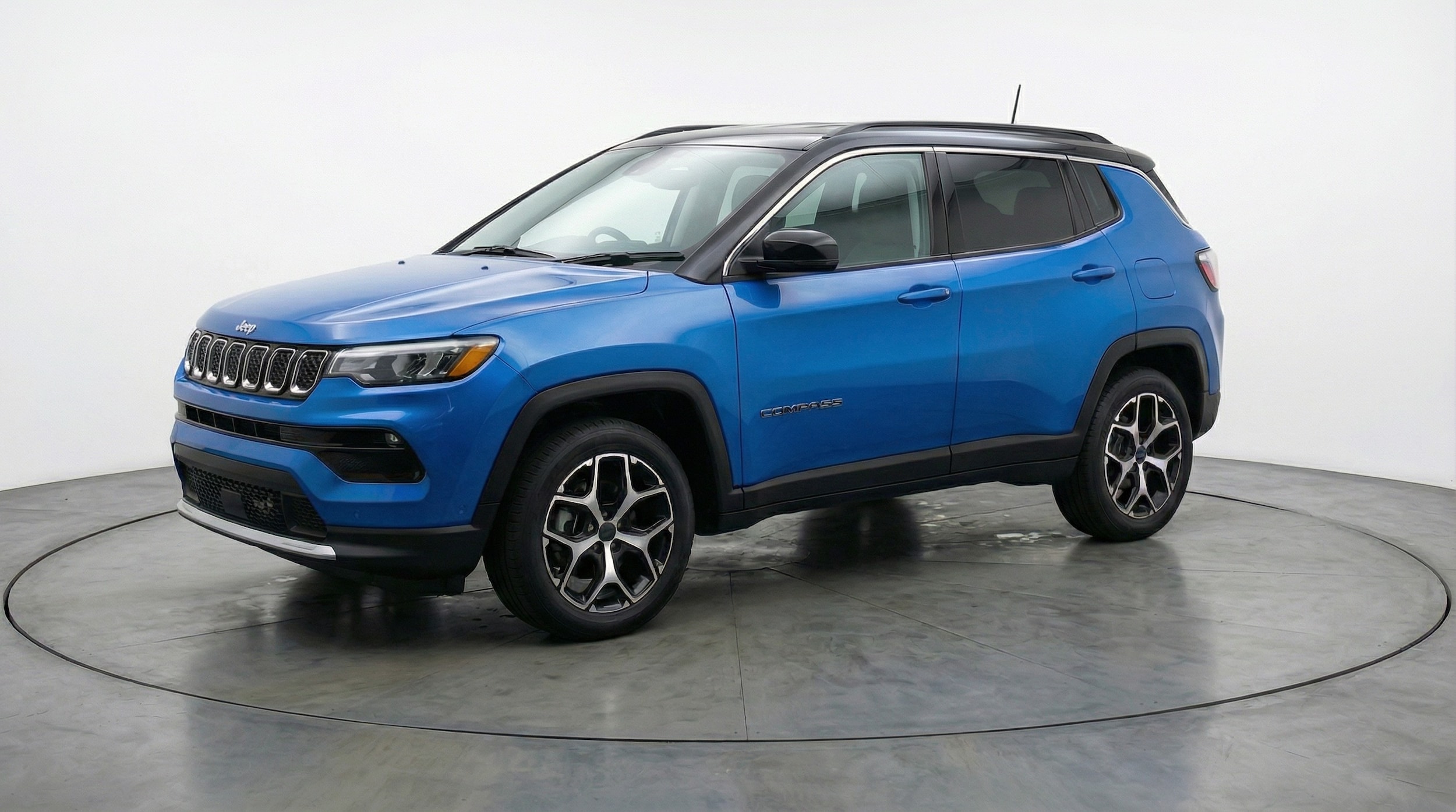 Thumbnail: 2025 Jeep Compass - 3