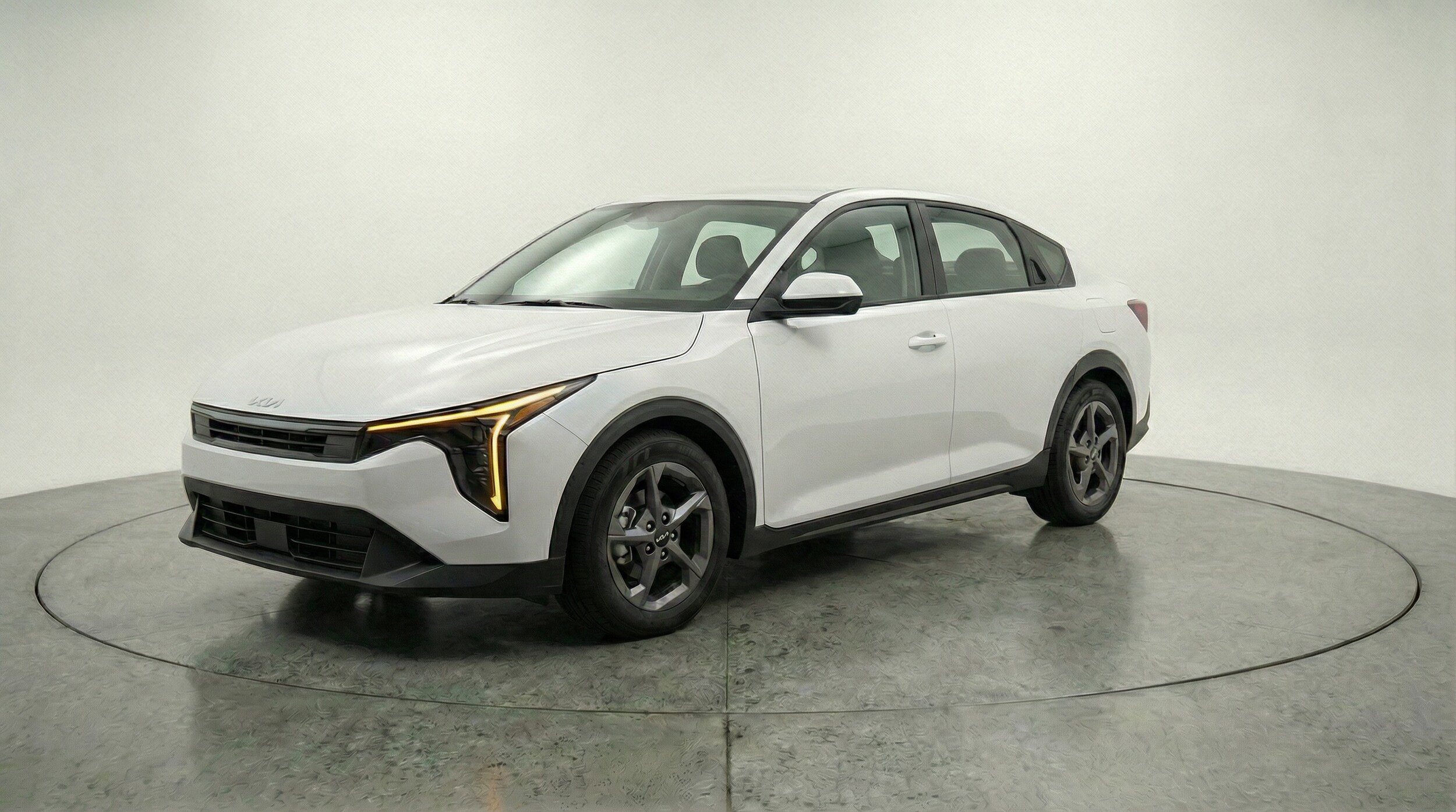 Thumbnail: 2025 Kia K4 - 3