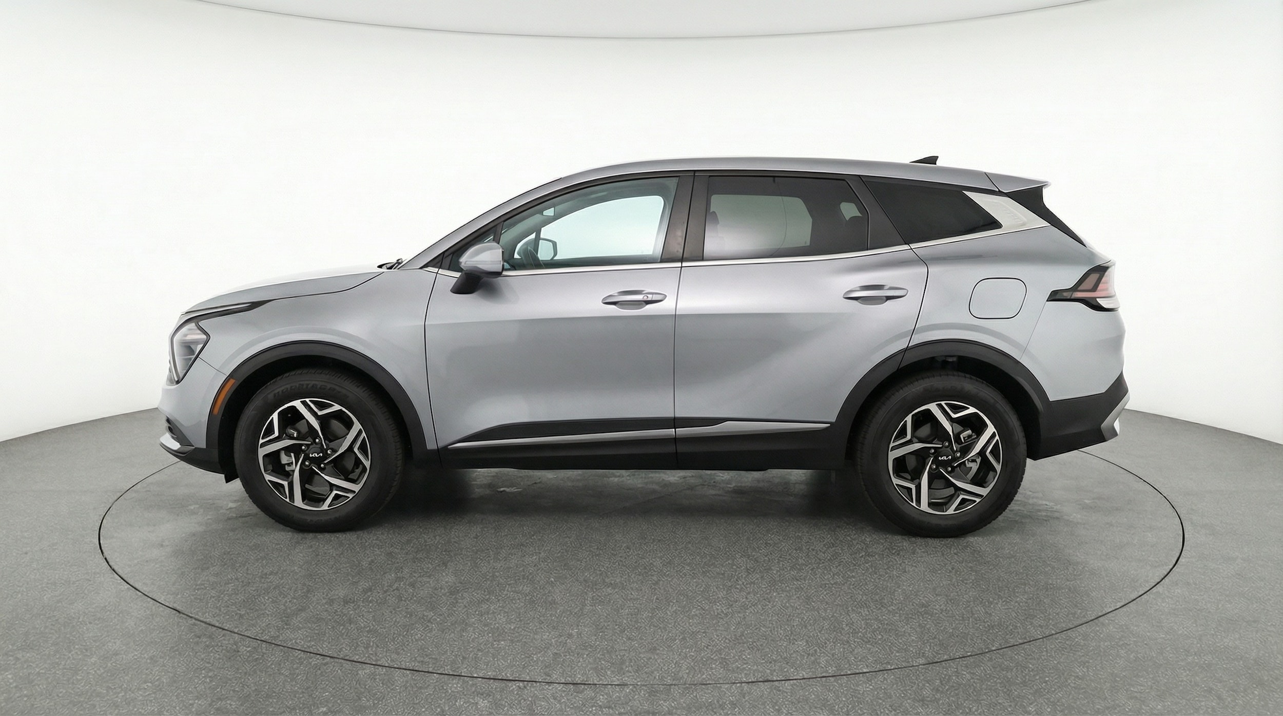 Thumbnail: 2025 Kia Sportage - 4