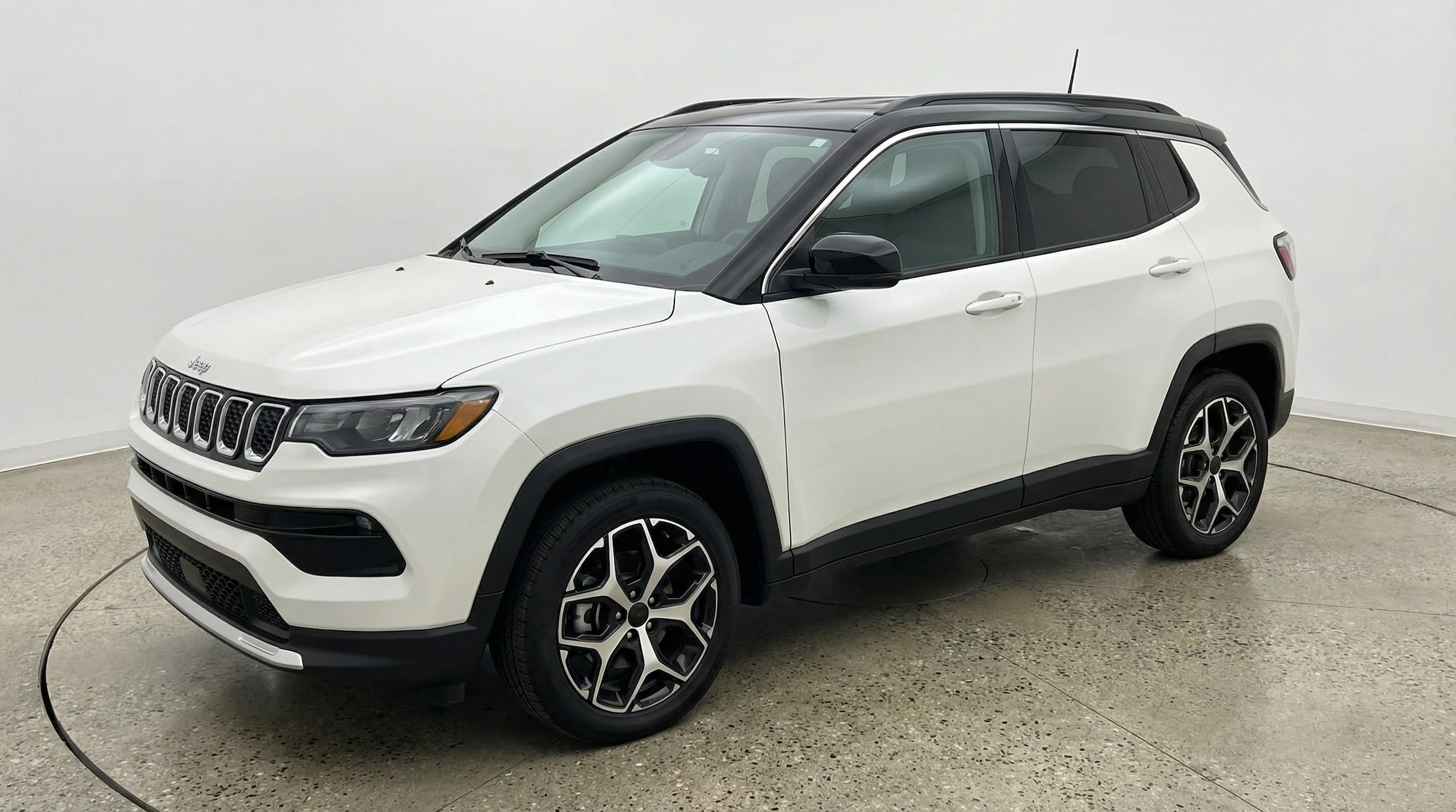 Thumbnail: 2025 Jeep Compass - 3