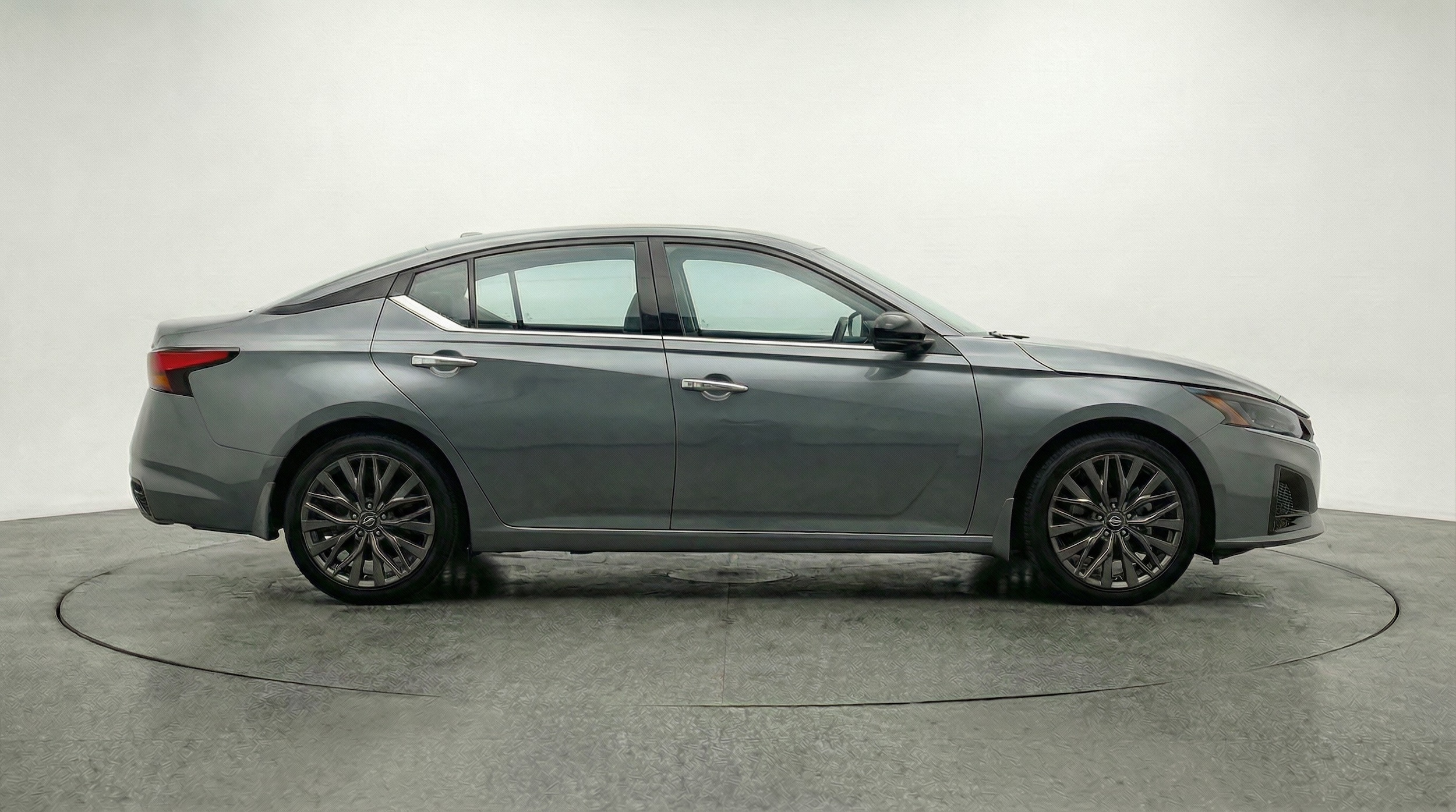 Thumbnail: 2025 Nissan Altima - 8