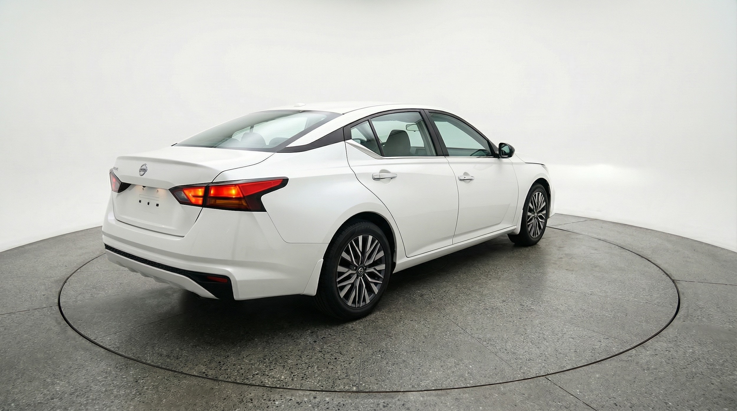 Thumbnail: 2025 Nissan Altima - 7