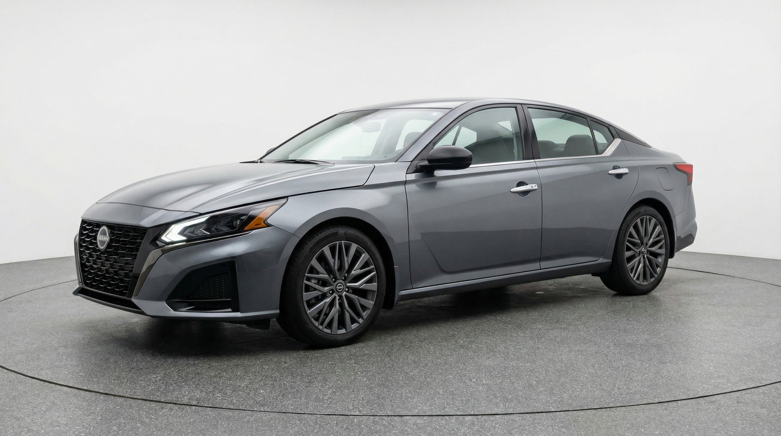 Thumbnail: 2025 Nissan Altima - 3