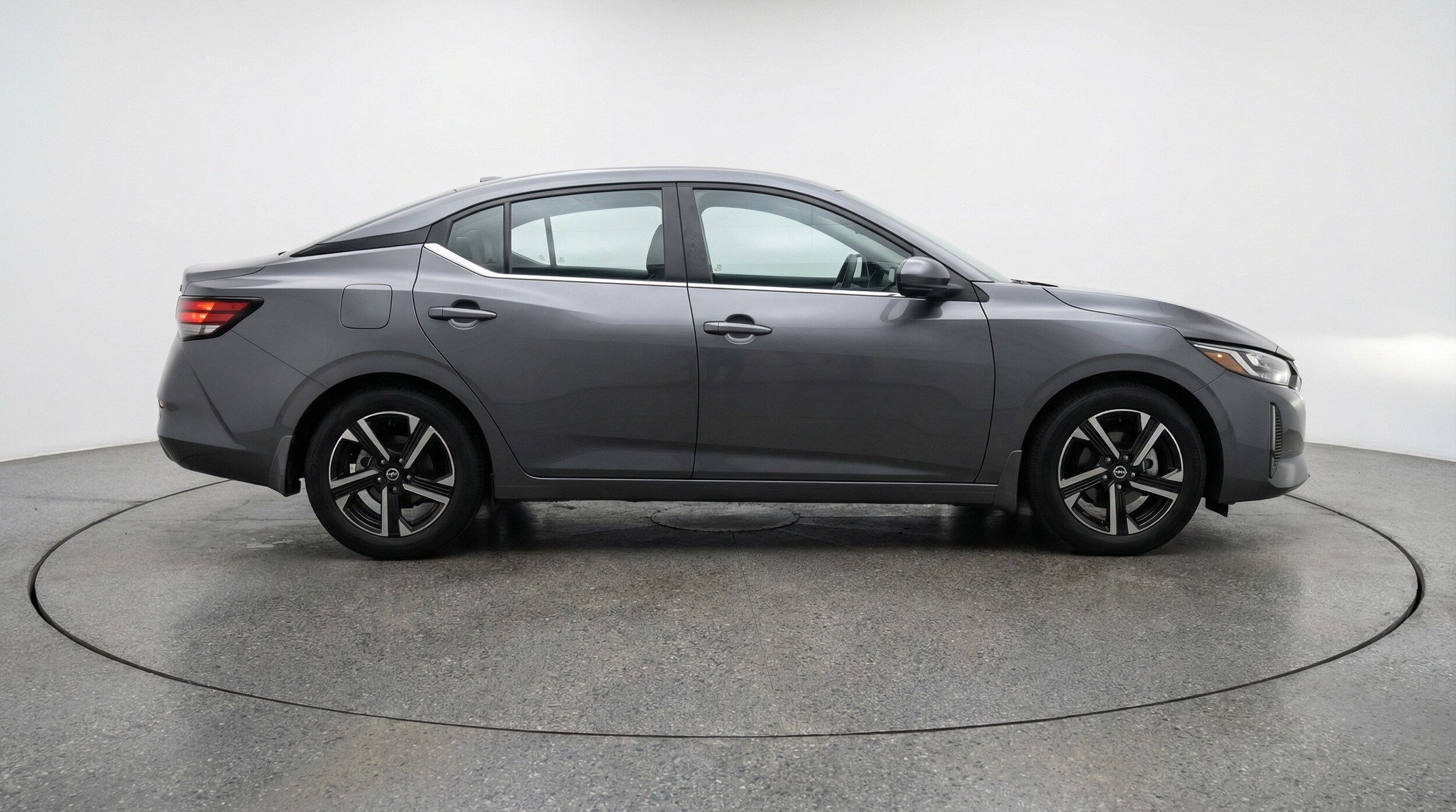 Thumbnail: 2025 Nissan Sentra - 8