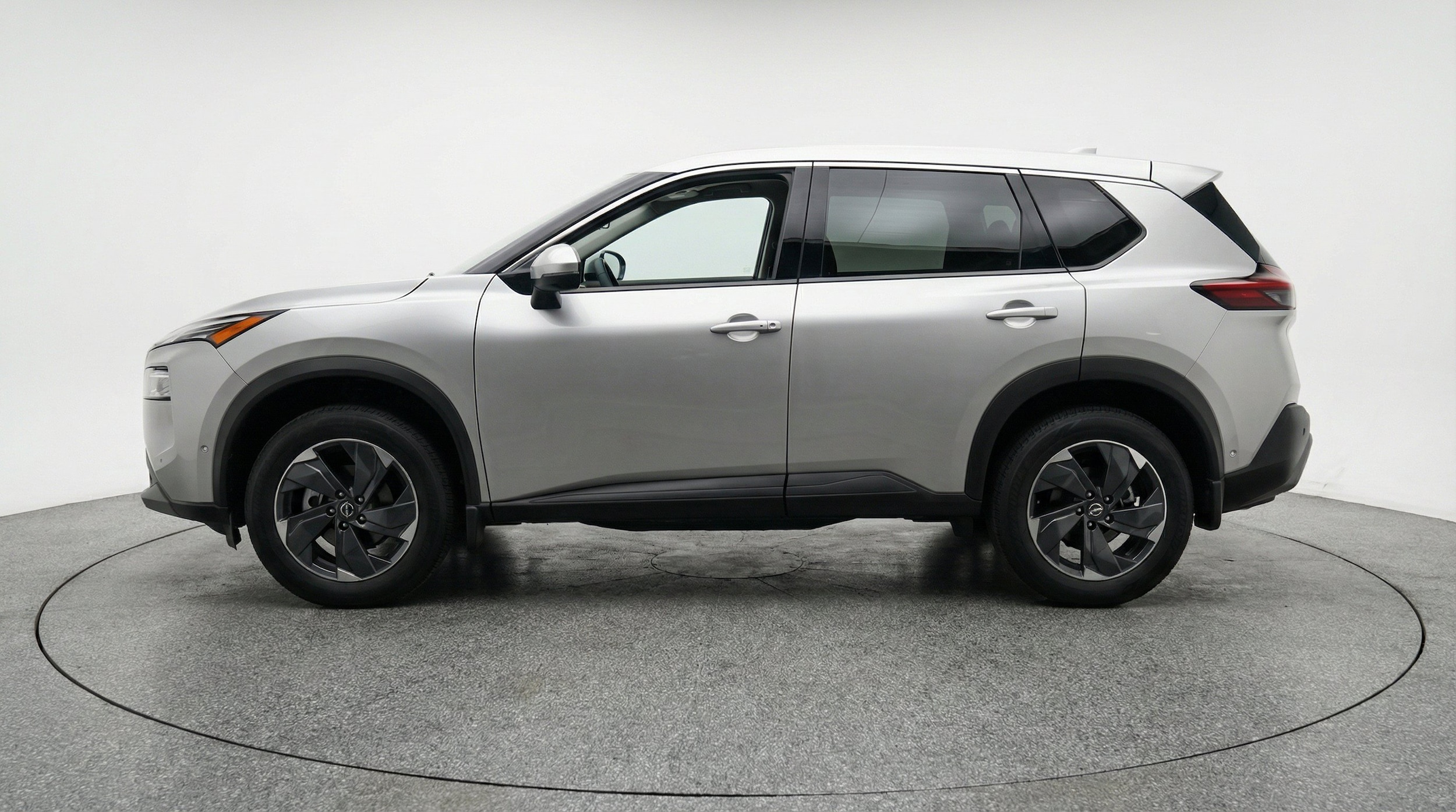 Thumbnail: 2025 Nissan Rogue - 5