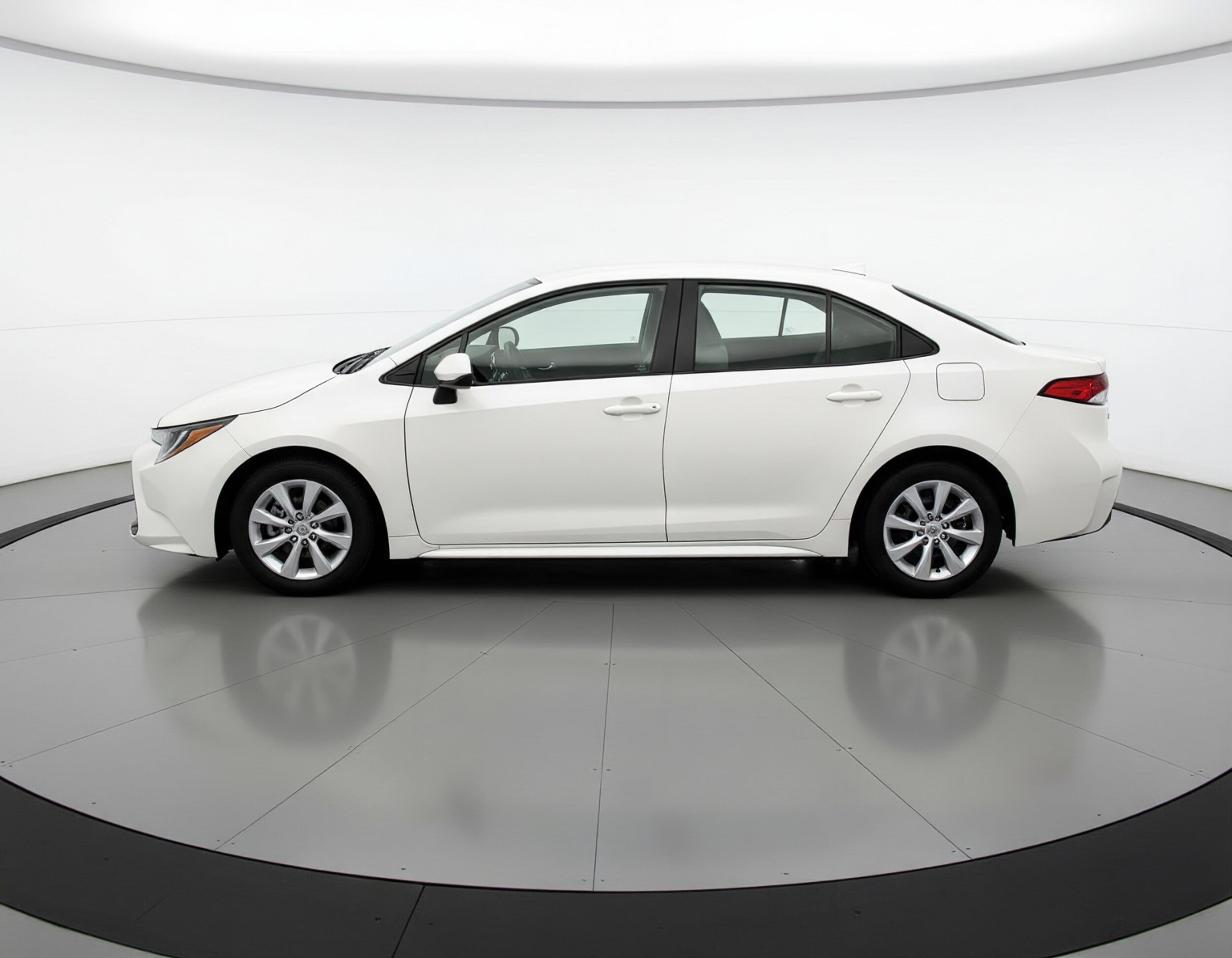 Thumbnail: 2025 Toyota Corolla - 4