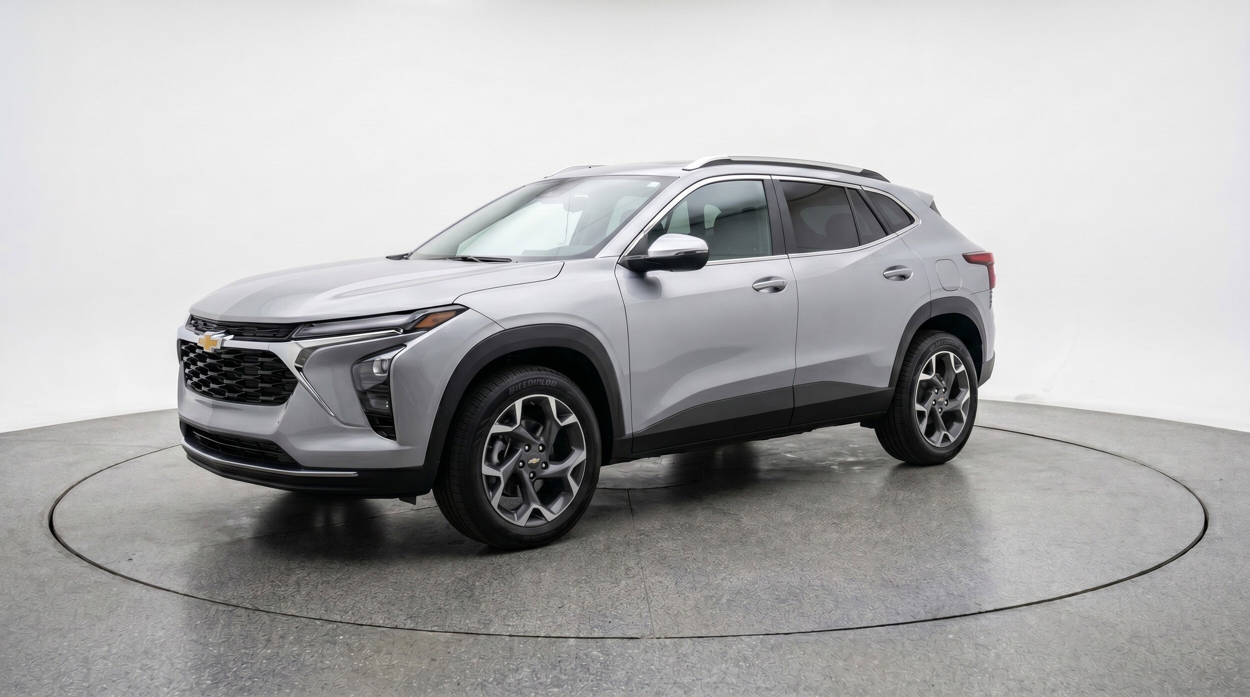 Thumbnail: 2025 Chevrolet Trax - 3