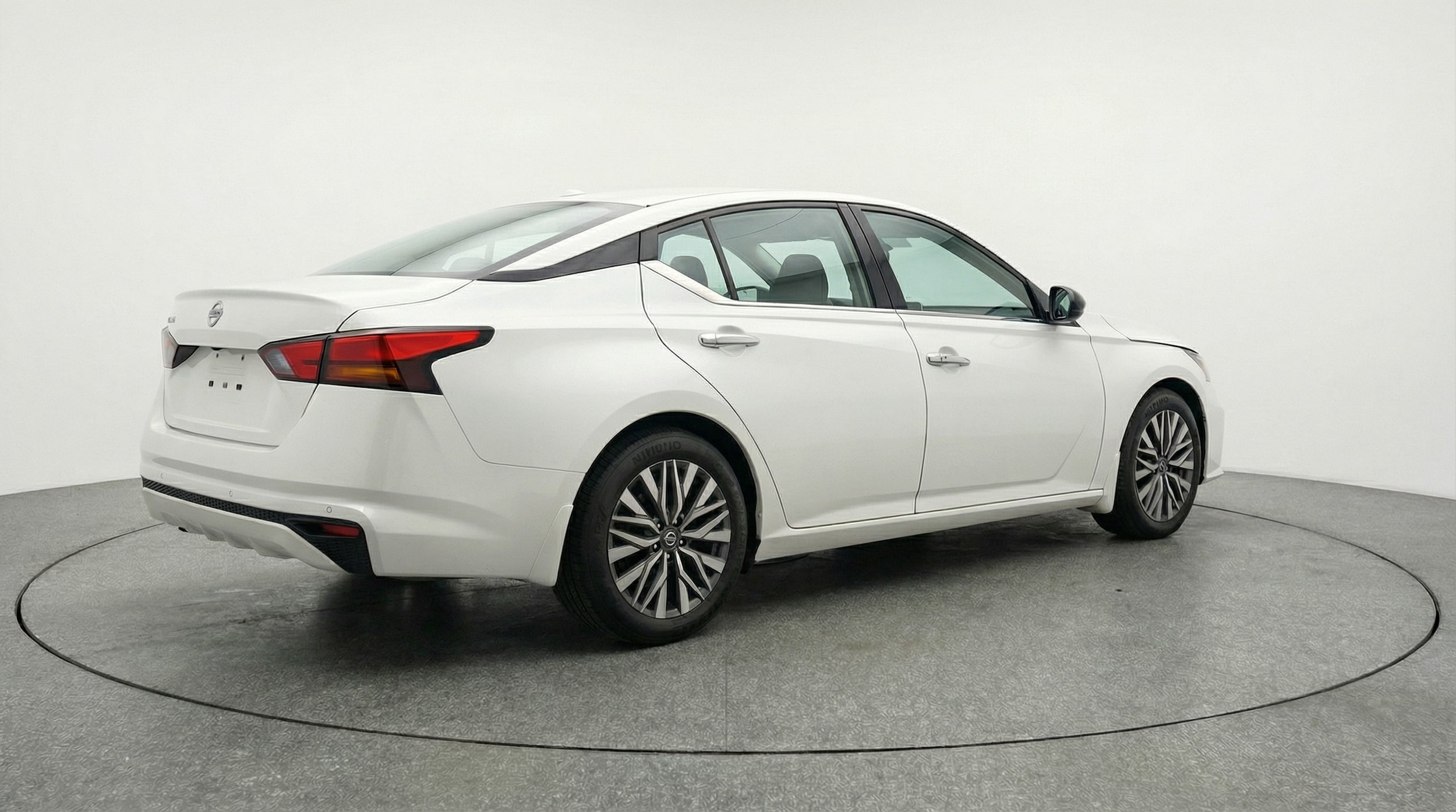 Thumbnail: 2025 Nissan Altima - 7