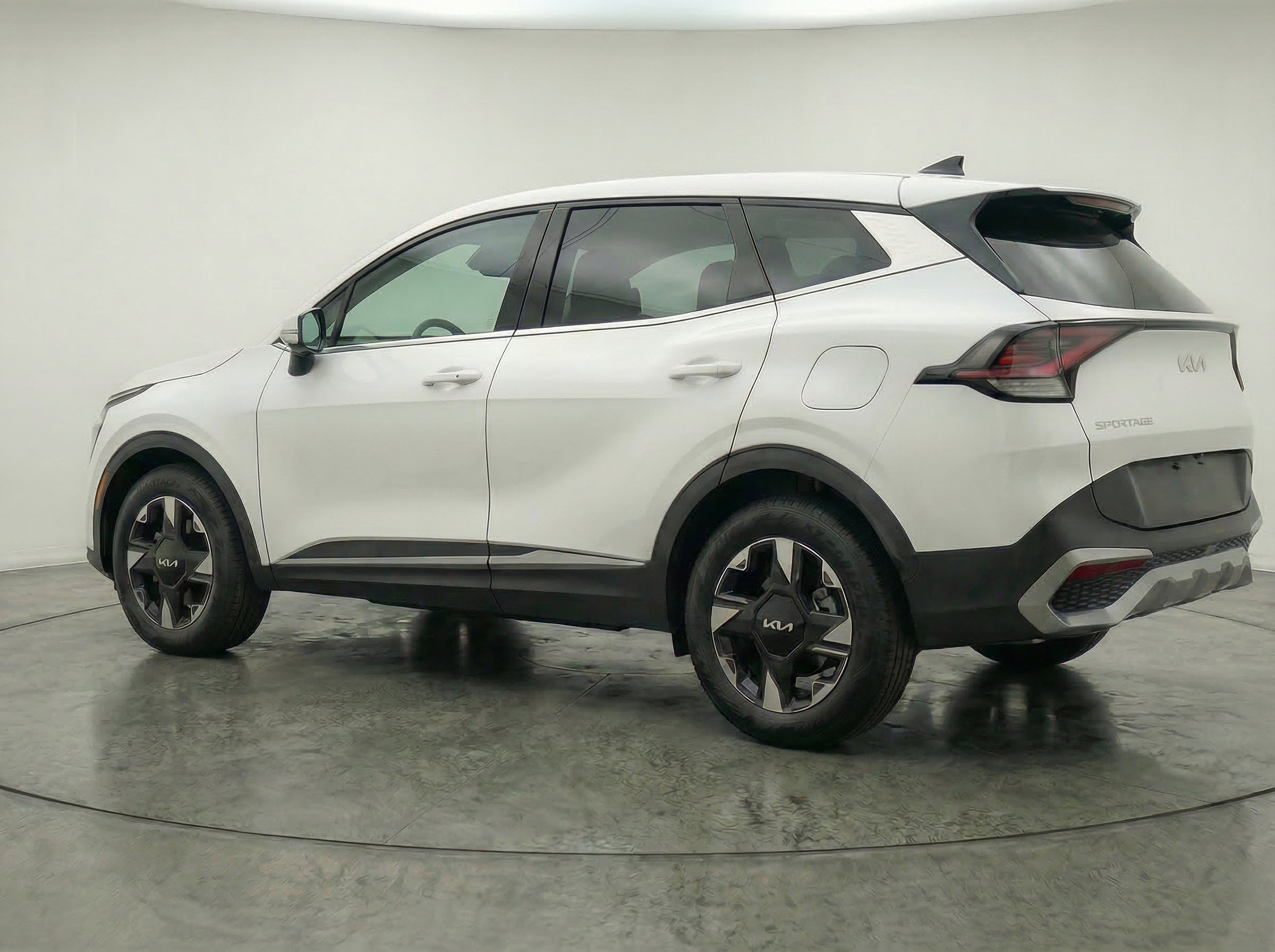 Thumbnail: 2026 Kia Sportage - 6