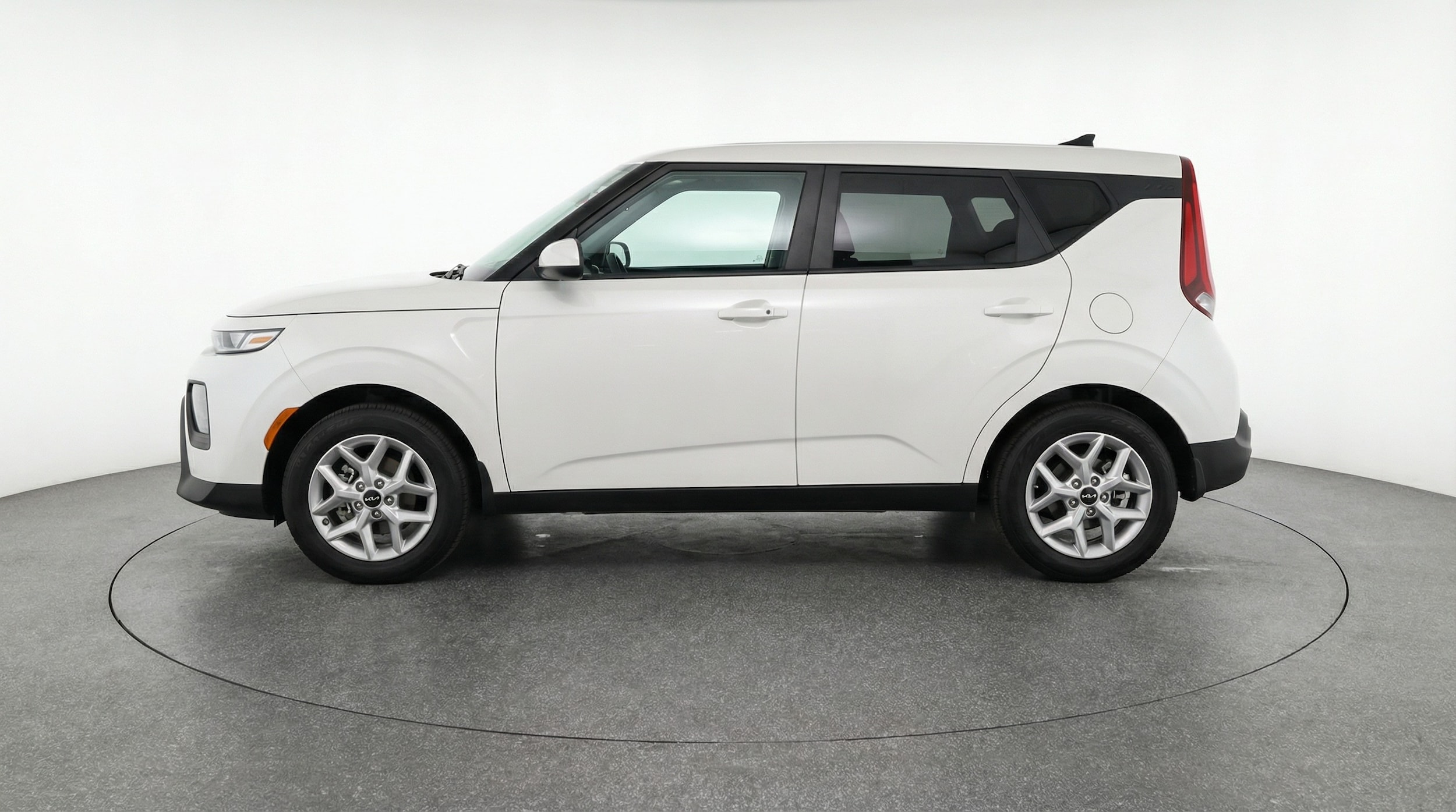 Thumbnail: 2025 Kia Soul - 8