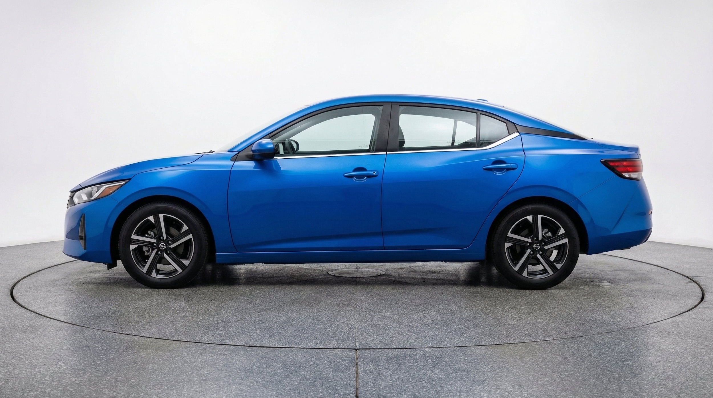 Thumbnail: 2025 Nissan Sentra - 5