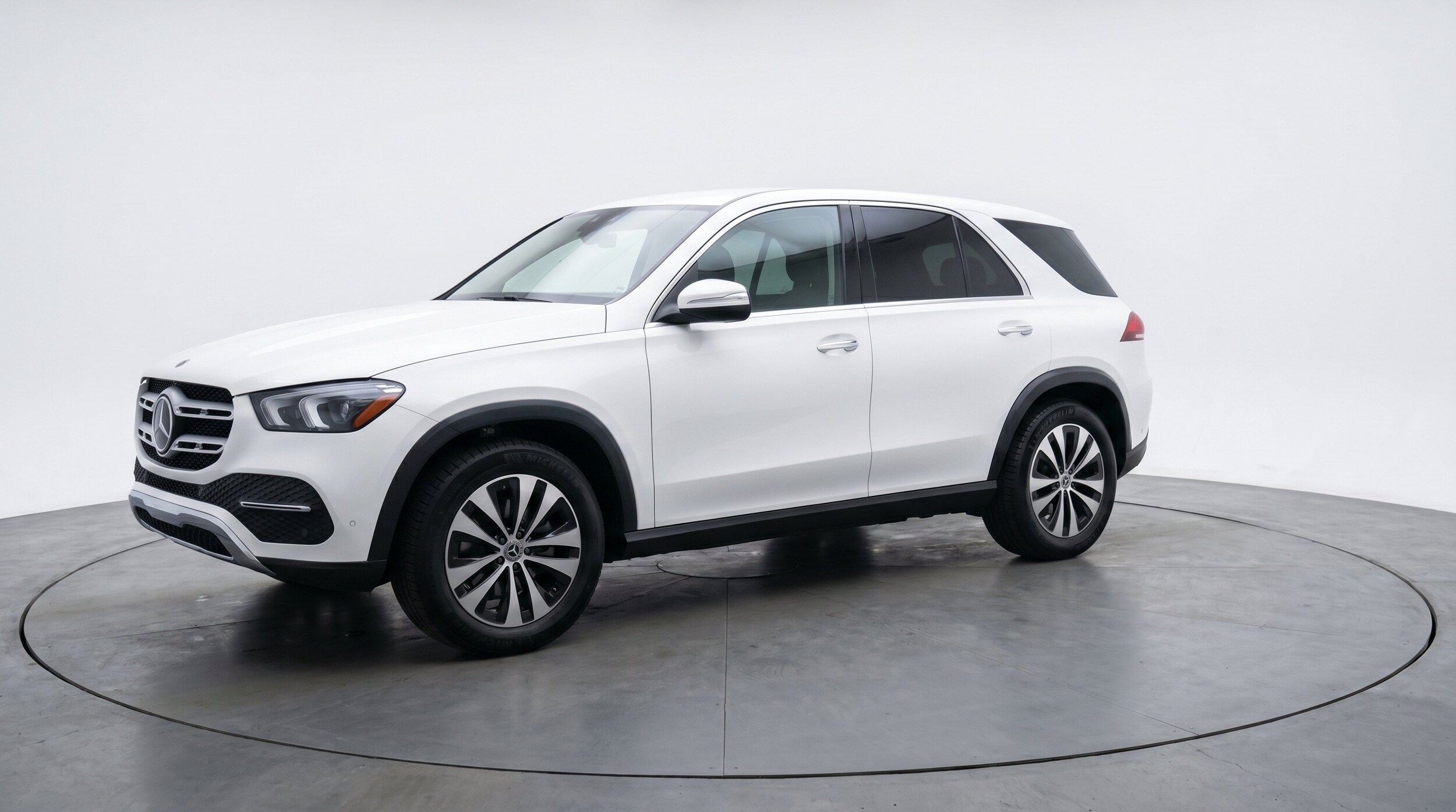 Thumbnail: 2026 Mercedes-Benz GLE - 3