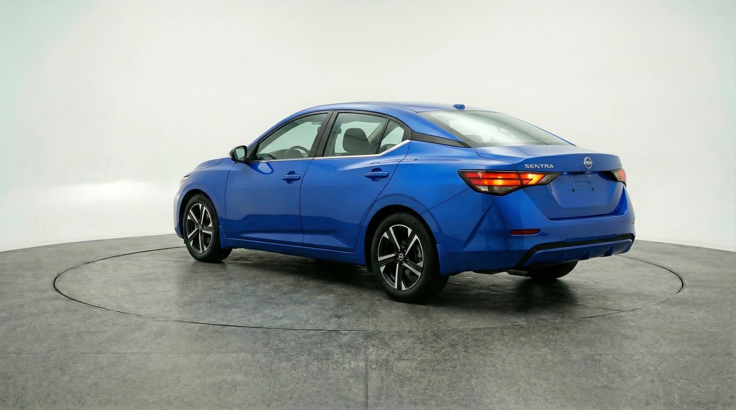 Thumbnail: 2025 Nissan Sentra - 5