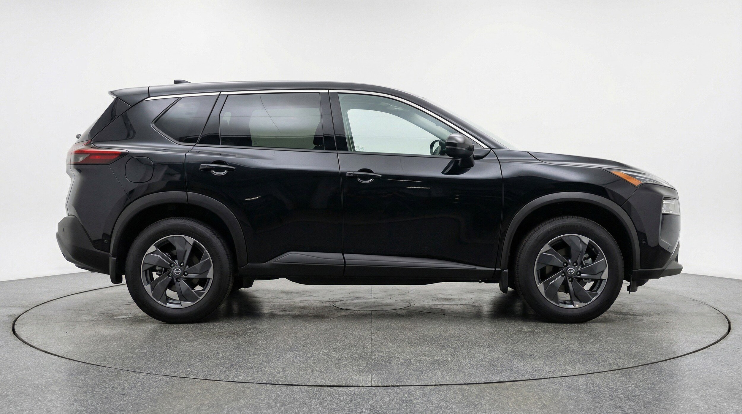 Thumbnail: 2025 Nissan Rogue - 11