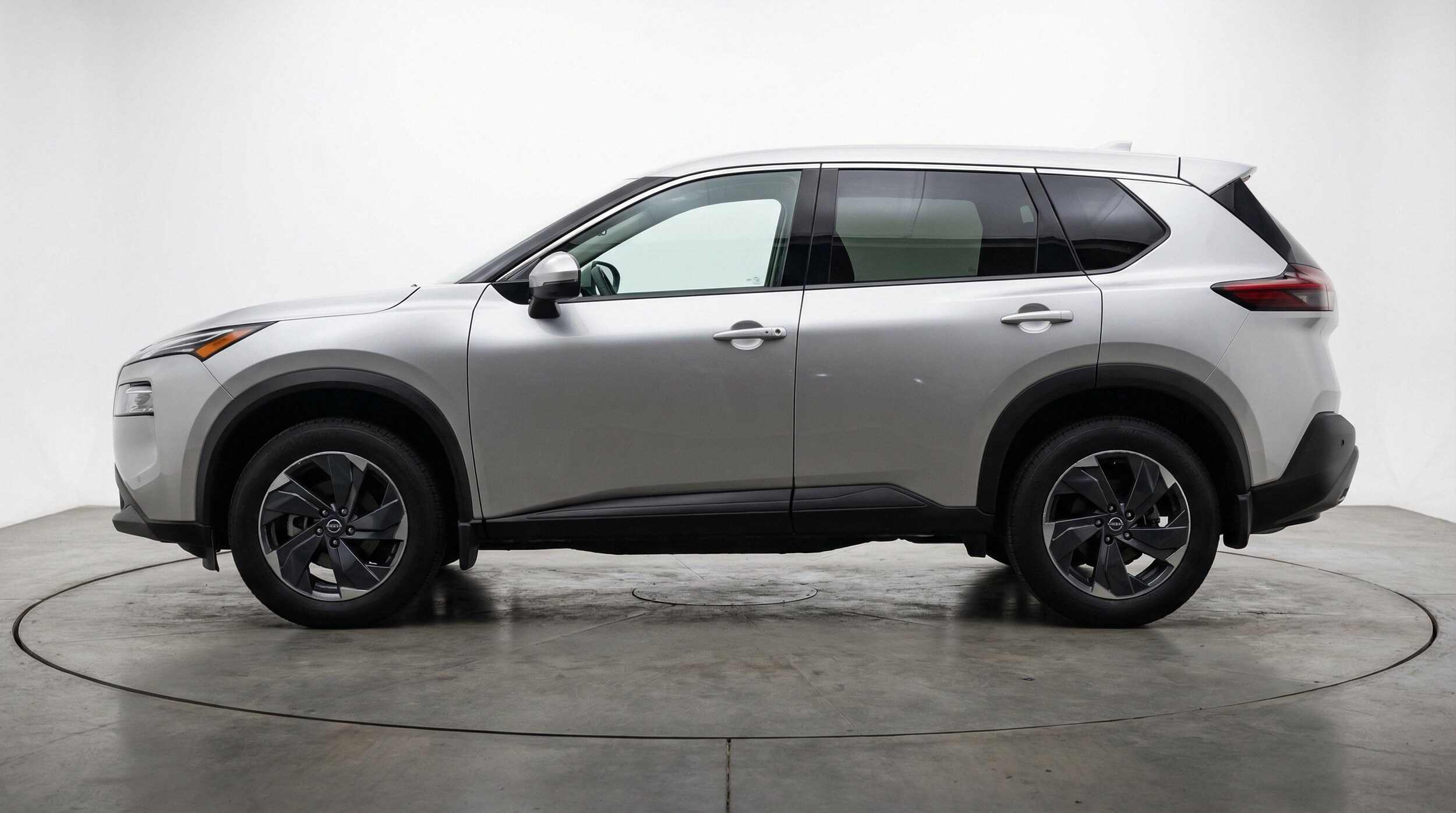 Thumbnail: 2025 Nissan Rogue - 5