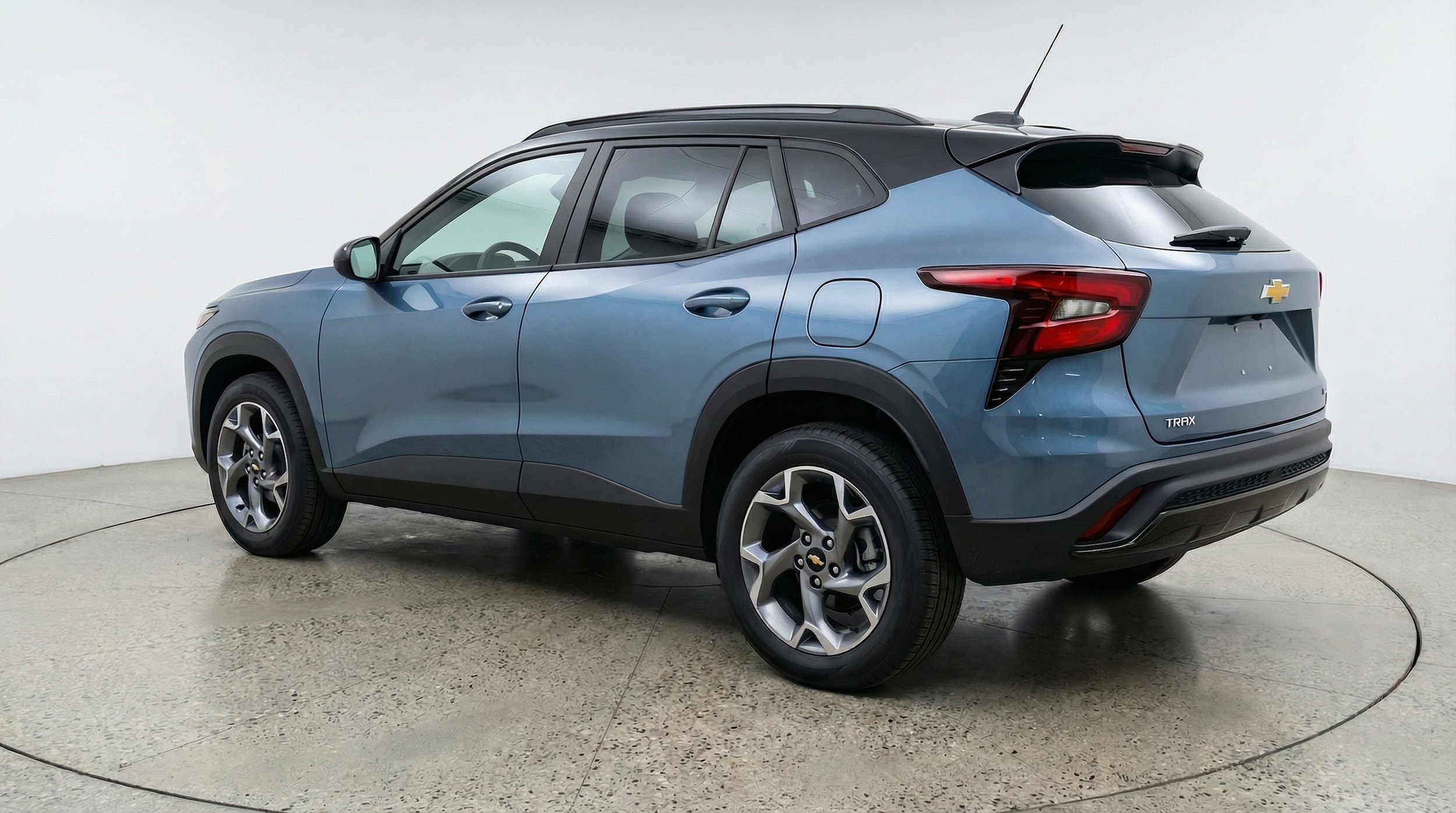 Thumbnail: 2025 Chevrolet Trax - 5