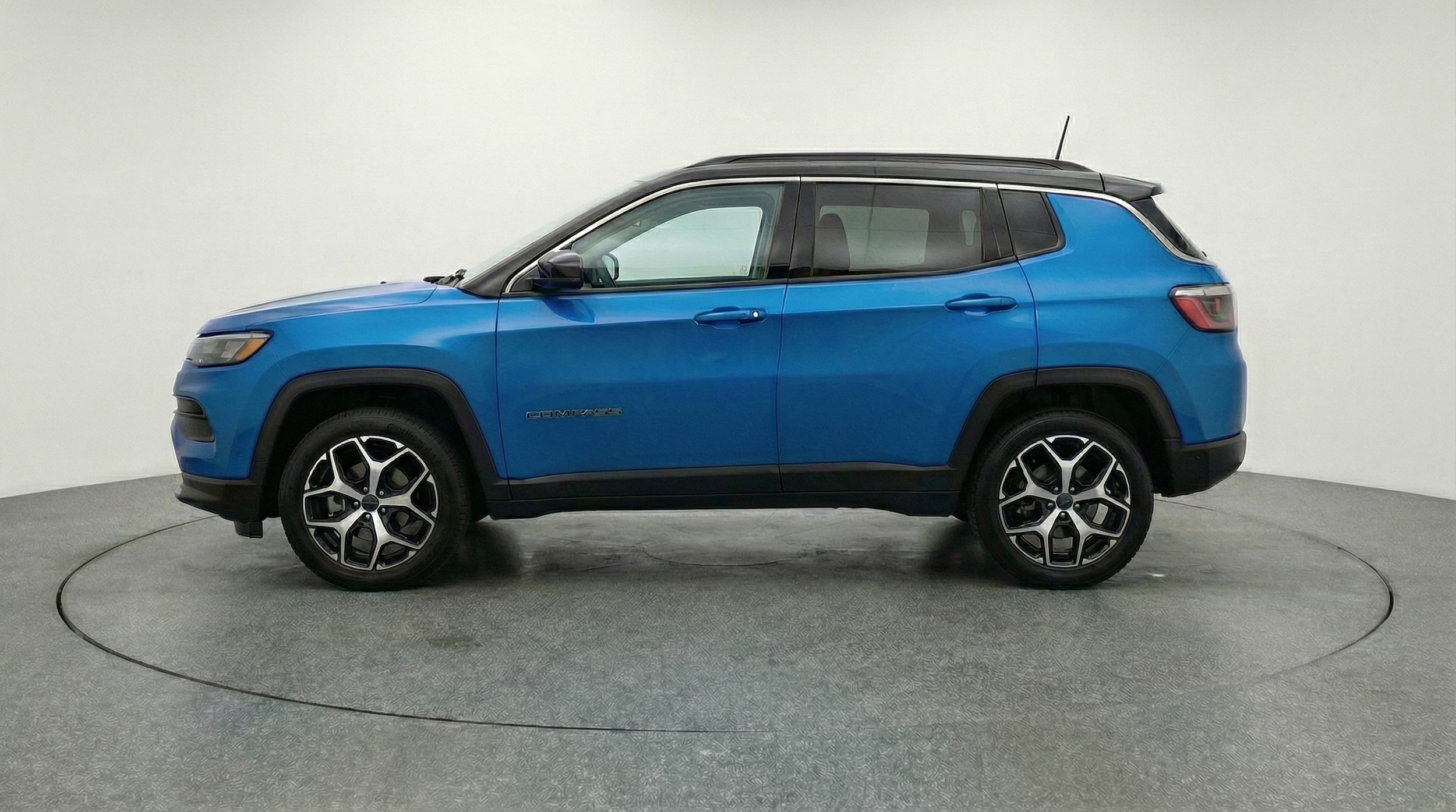 Thumbnail: 2025 Jeep Compass - 4