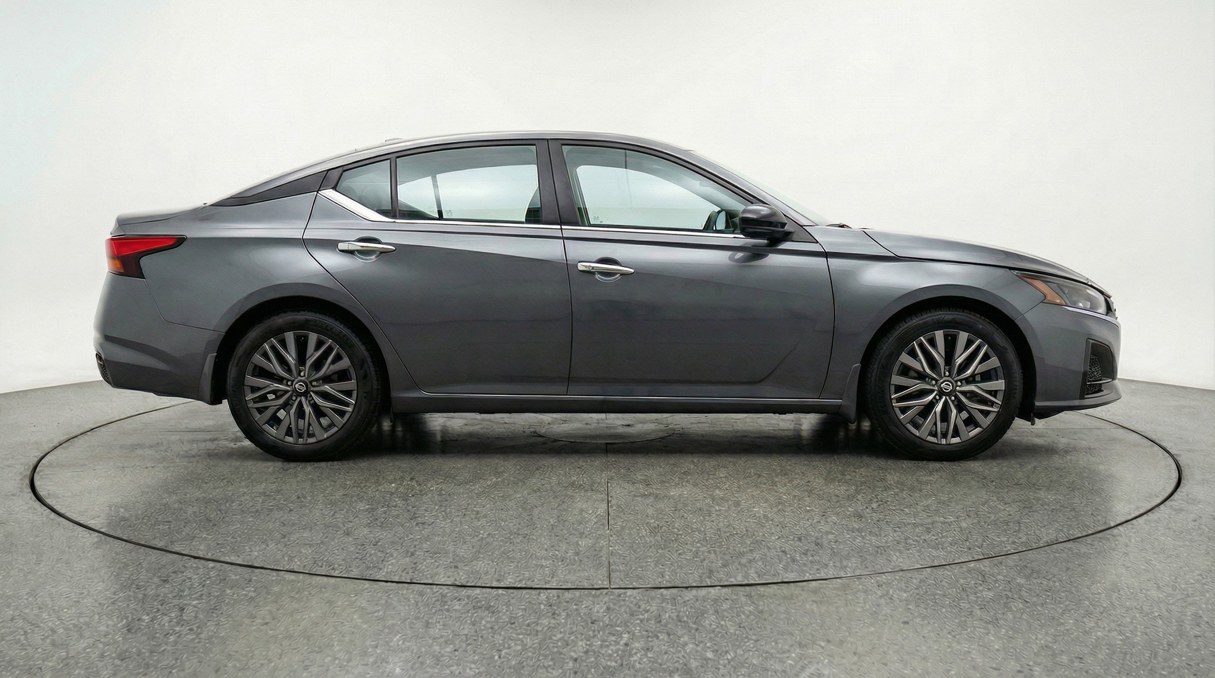 Thumbnail: 2025 Nissan Altima - 11