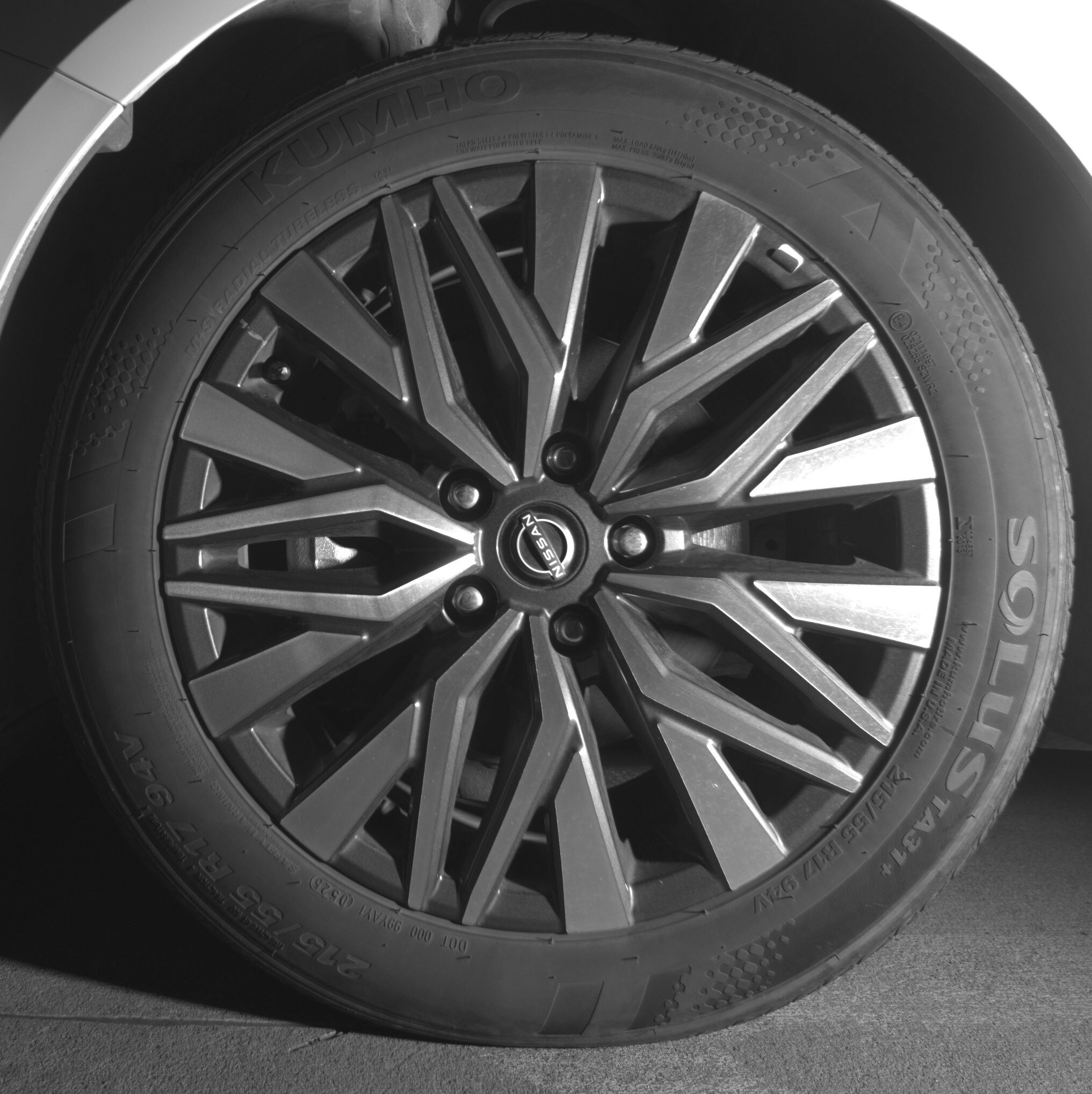 Thumbnail: 2025 Nissan Altima - 9